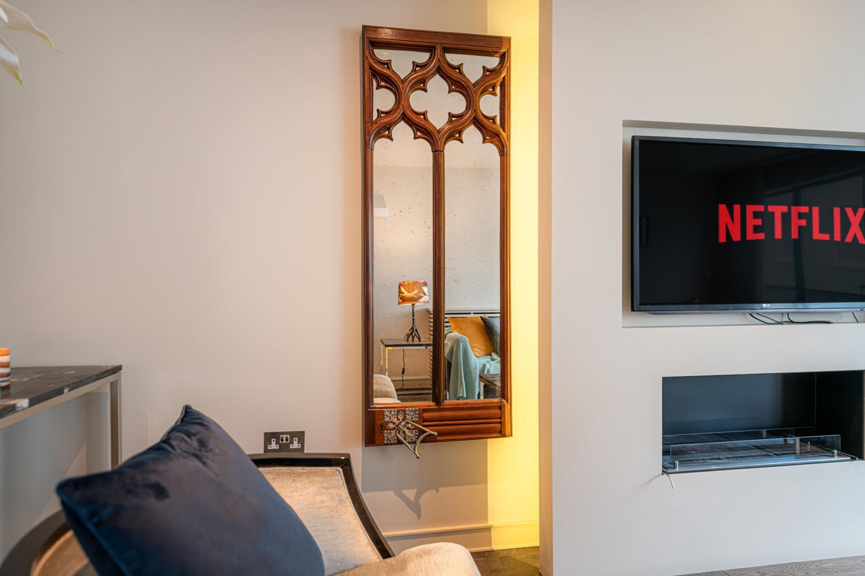 Three-Bedroom House photo 1