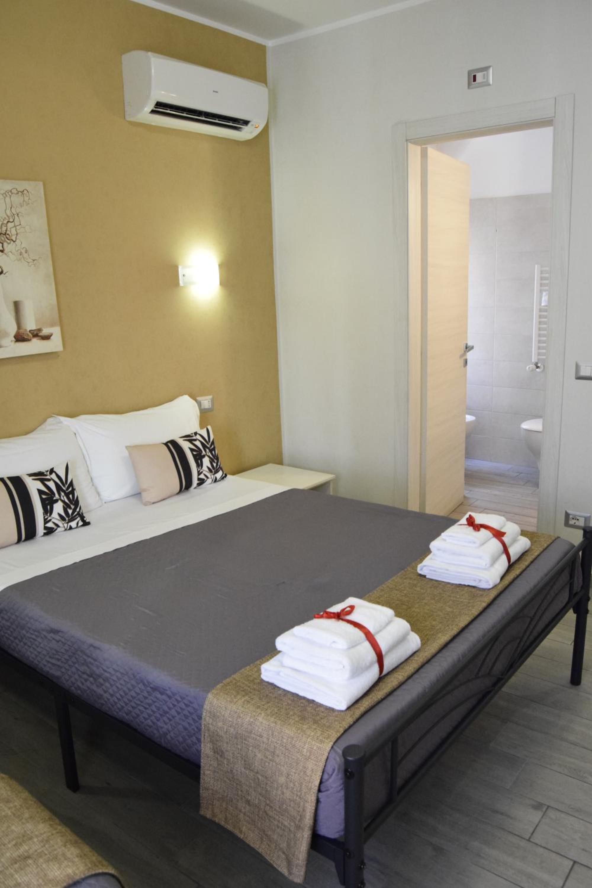 Deluxe Triple Room photo 2