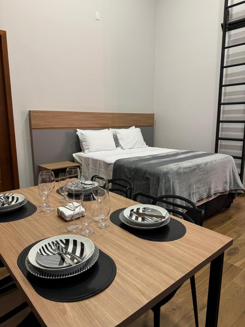 Deluxe Double Room with Bath photo 2