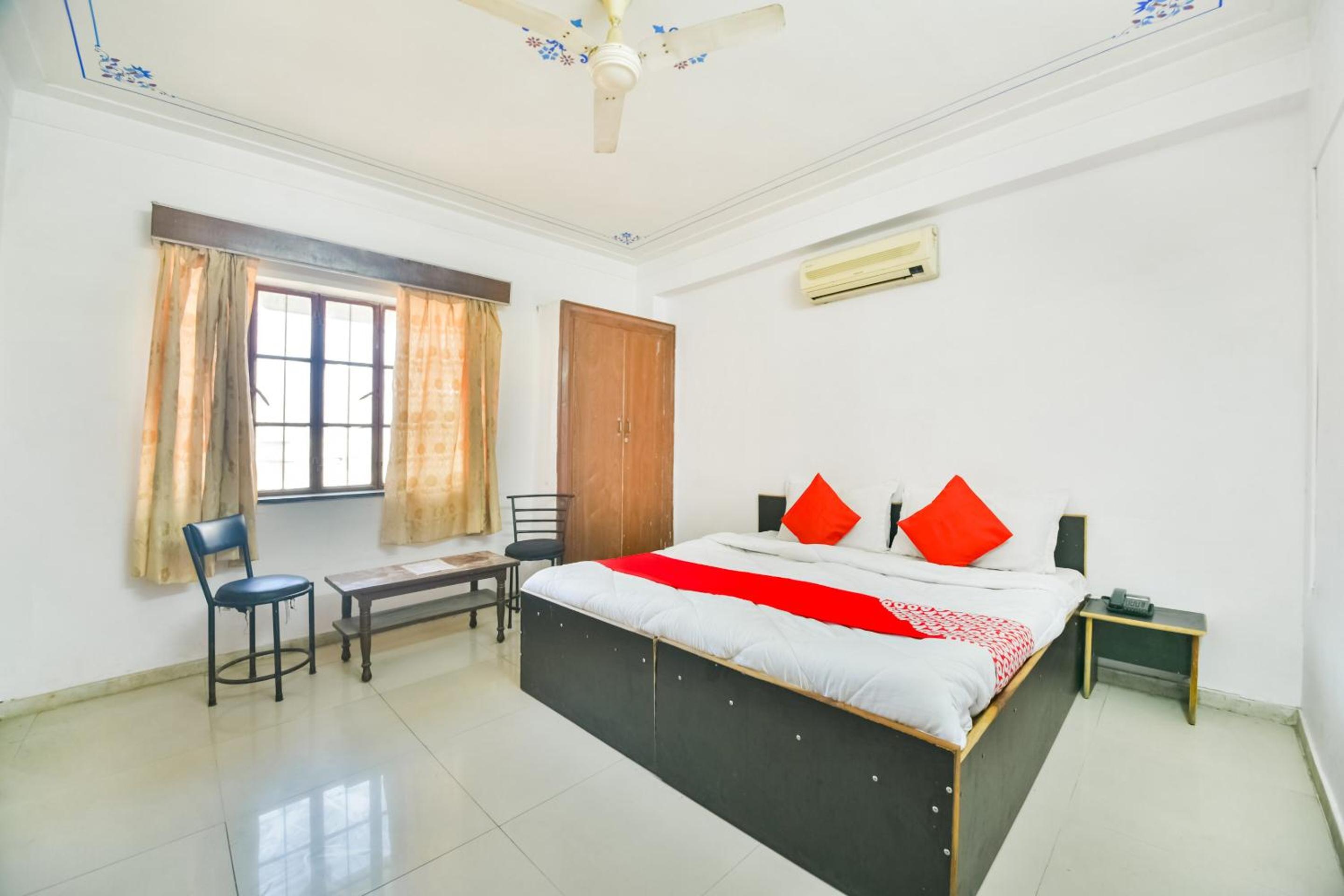 Classic Triple Room