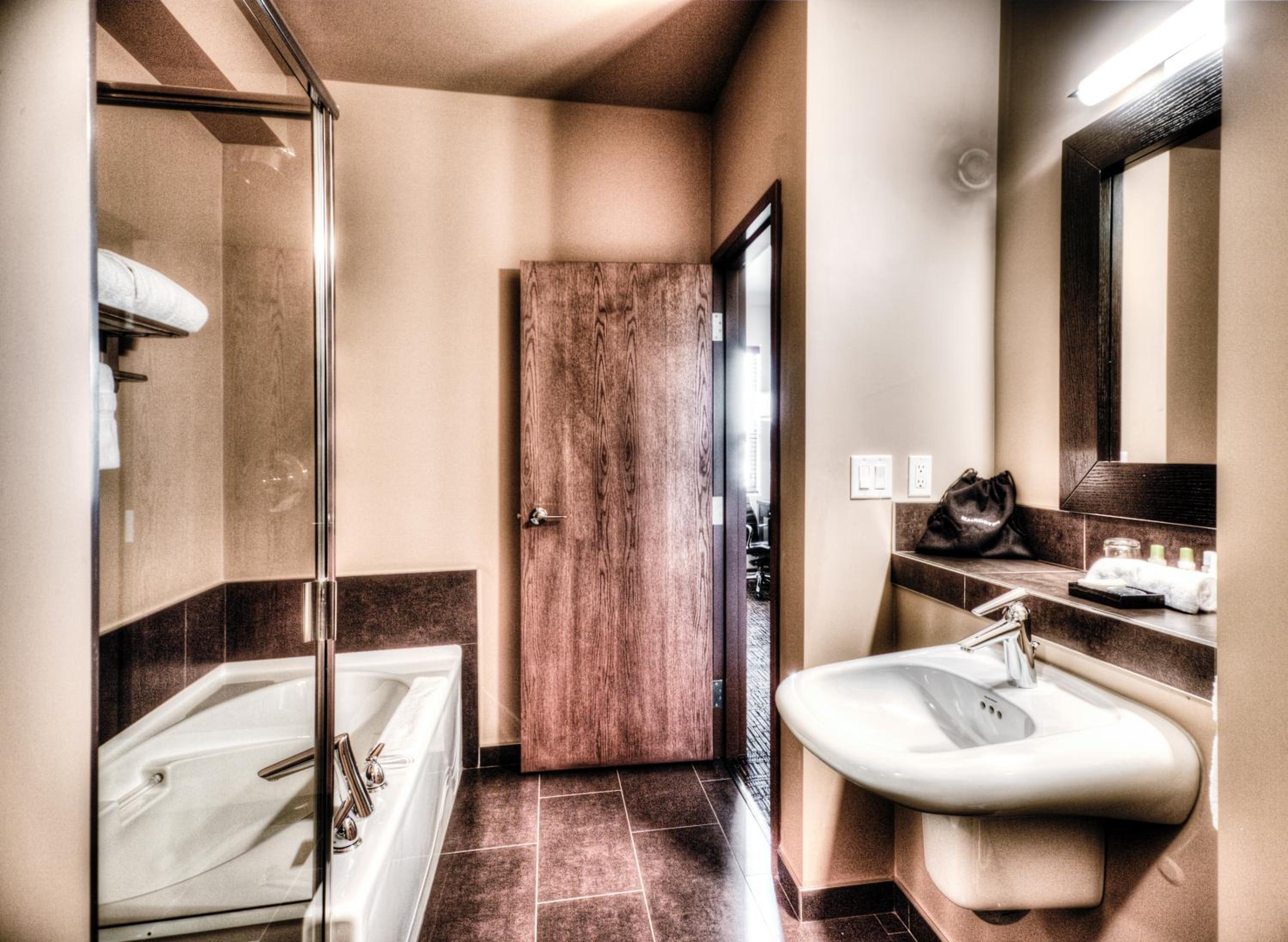 Executive Queen Room - Photo 3