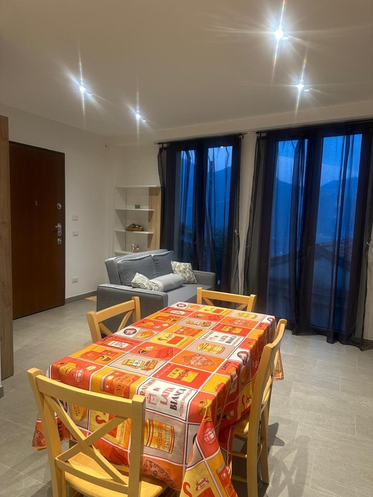One-Bedroom House photo 3