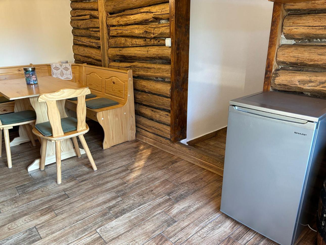 Two-Bedroom House - Photo 9
