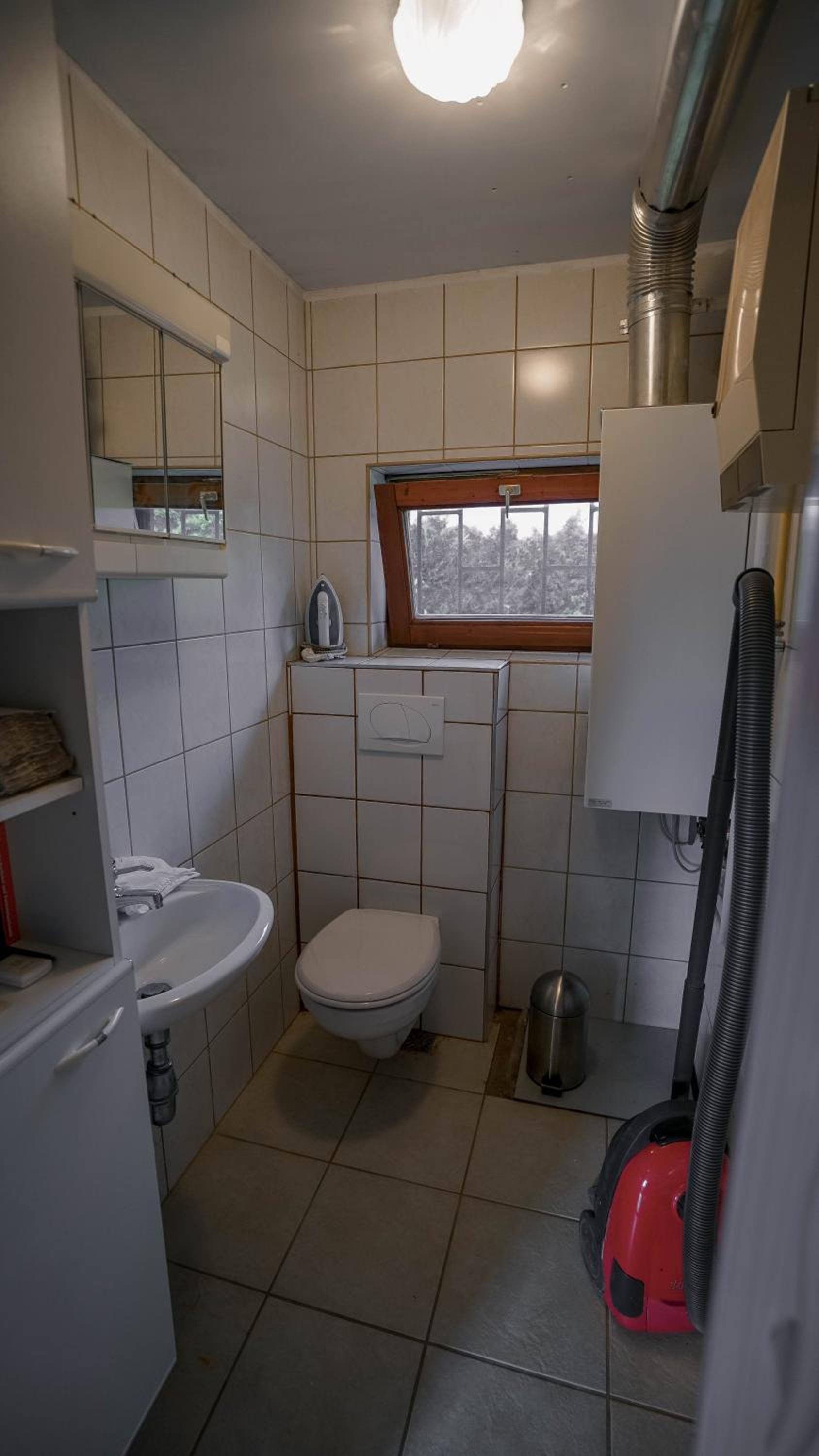 Two-Bedroom Apartment photo 2