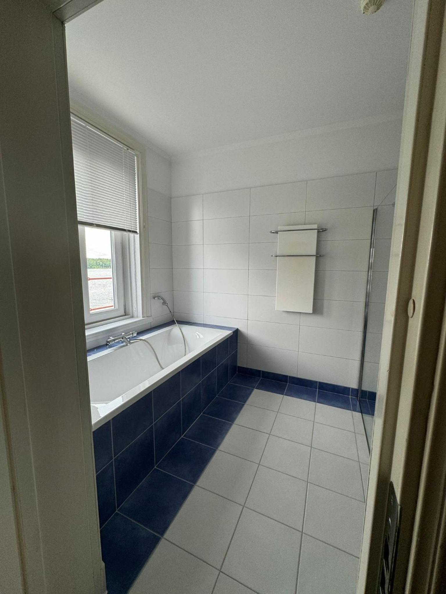 Double Room with Lake View photo 3