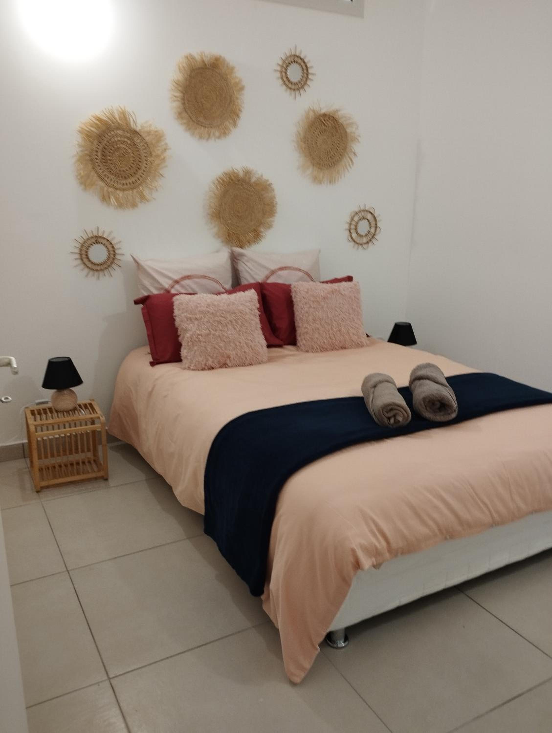 One-Bedroom House photo 1