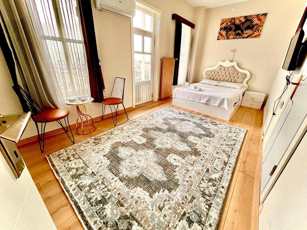 Apartment photo 1
