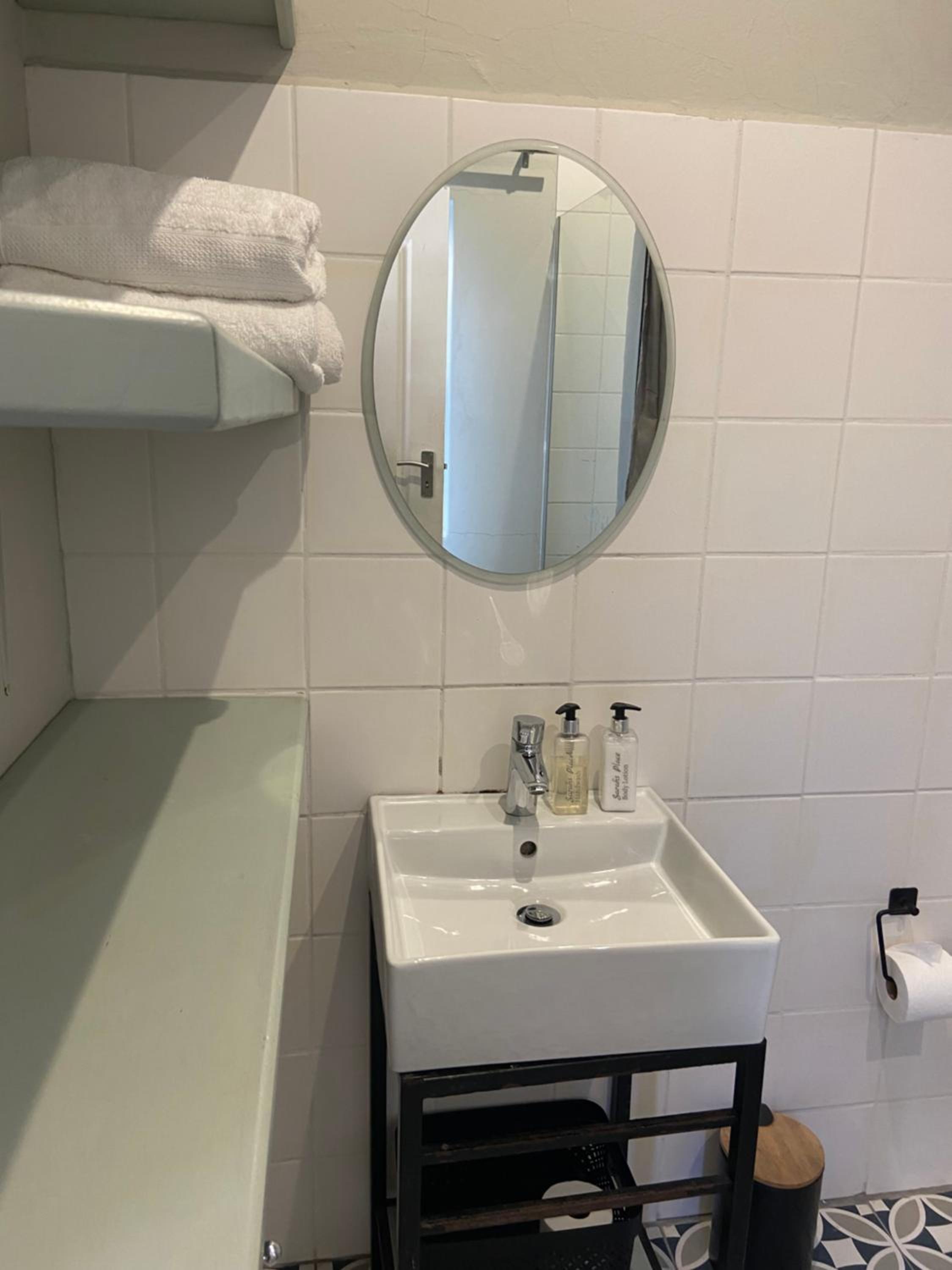 Deluxe Double or Twin Room with Garden View - Photo 40