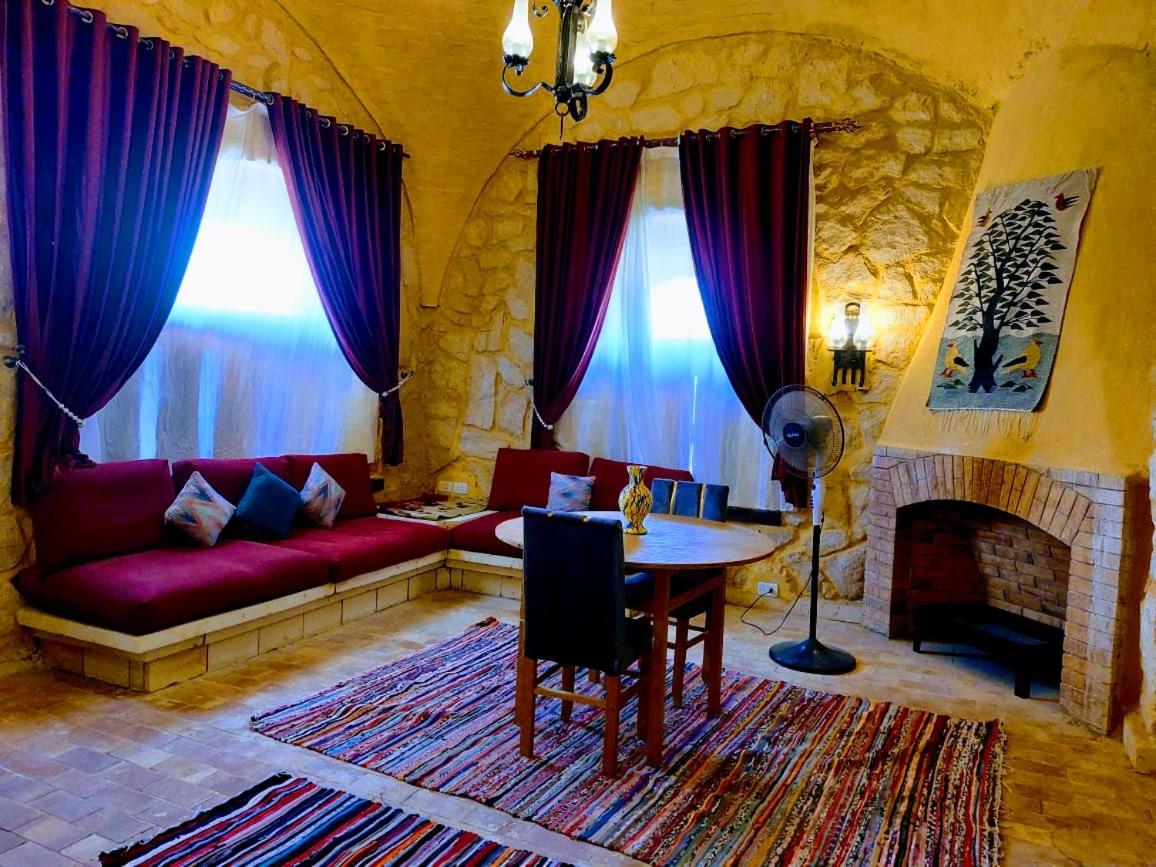 Villa photo 2