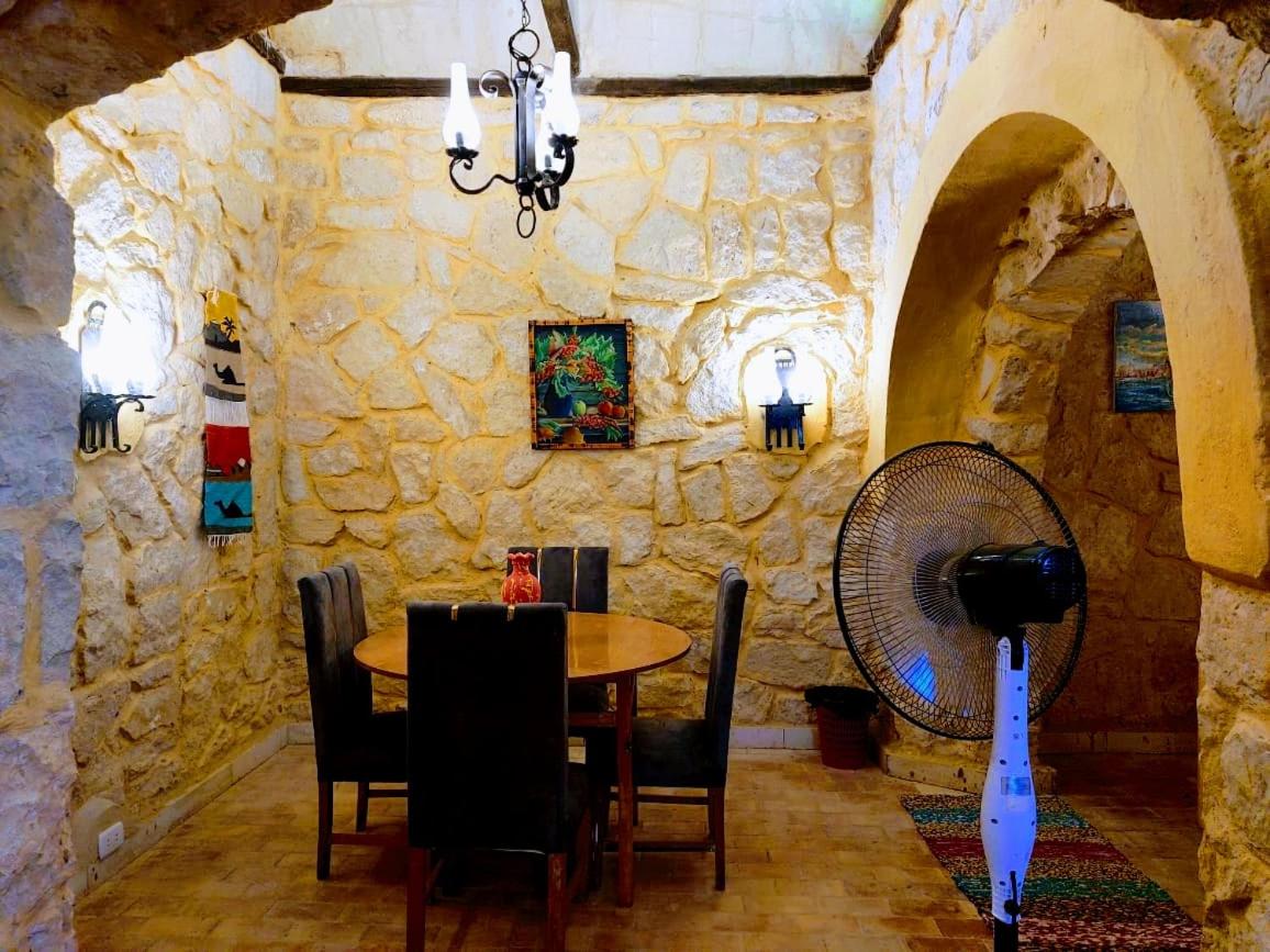Villa photo 3