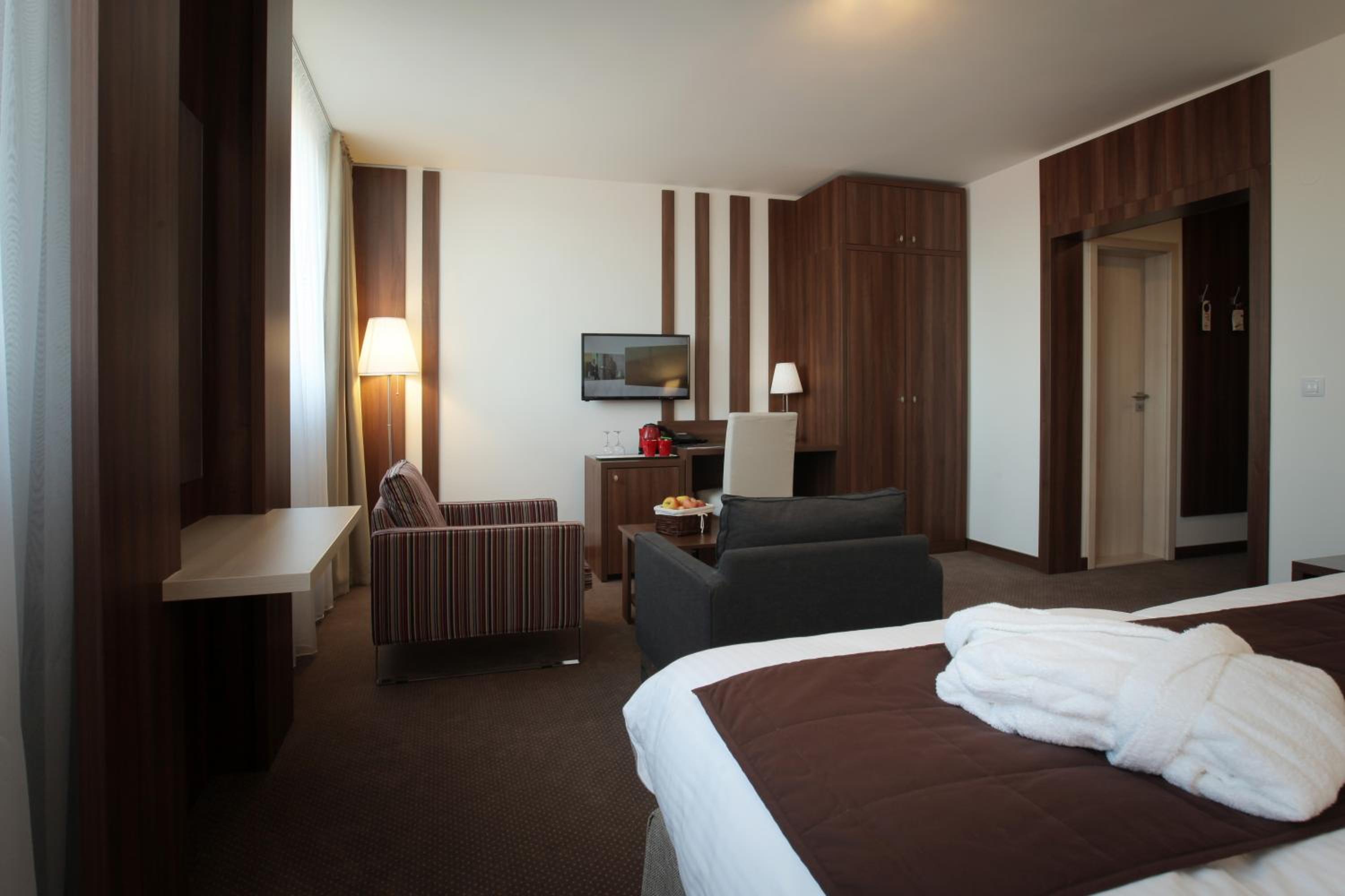 Exclusive Double Room - Photo 7