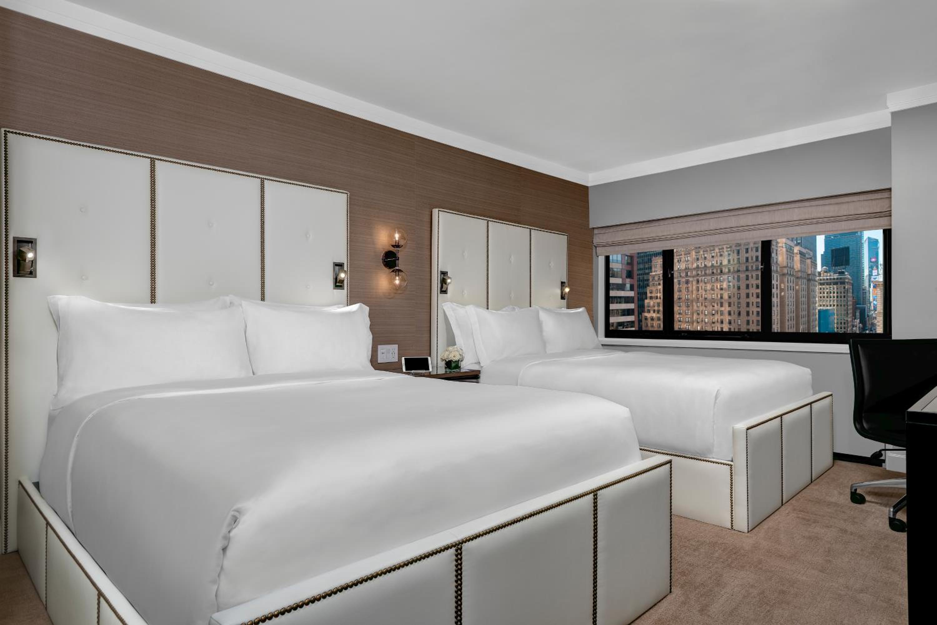 Superio Two Queen Room photo 3
