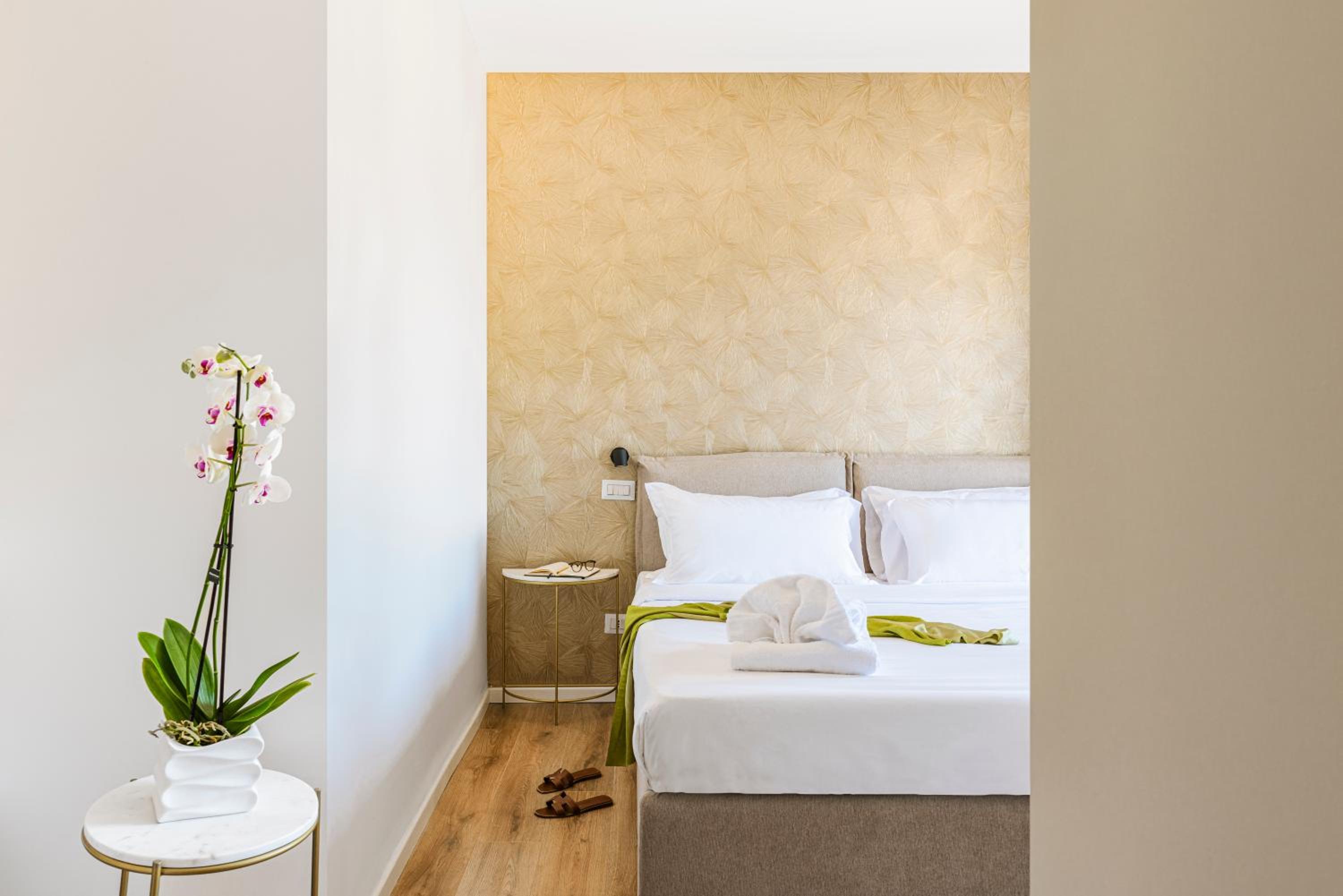 Superior Double Room with Colosseum View