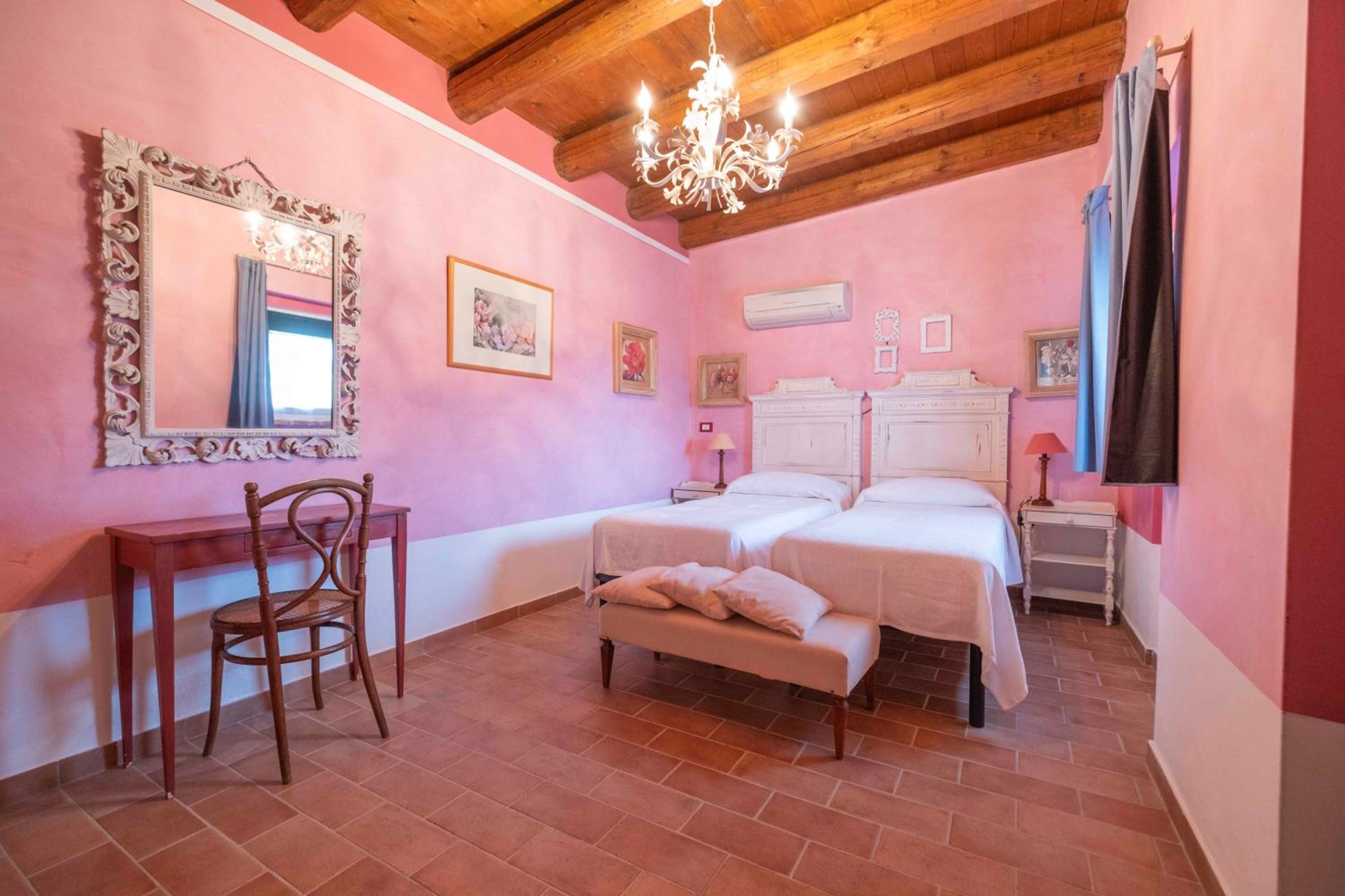 Apartment with Garden View