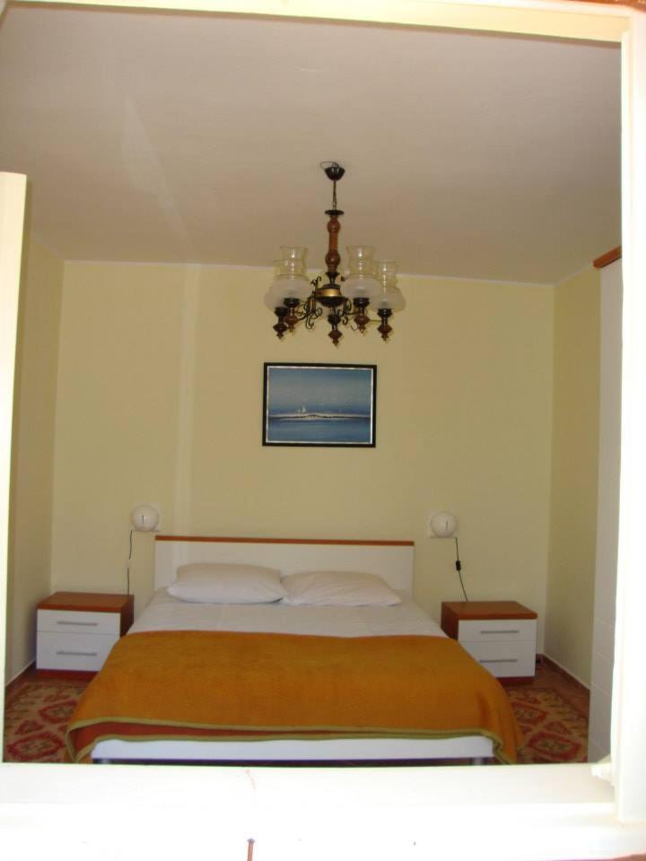 Two-Bedroom Standard Apartment photo 1