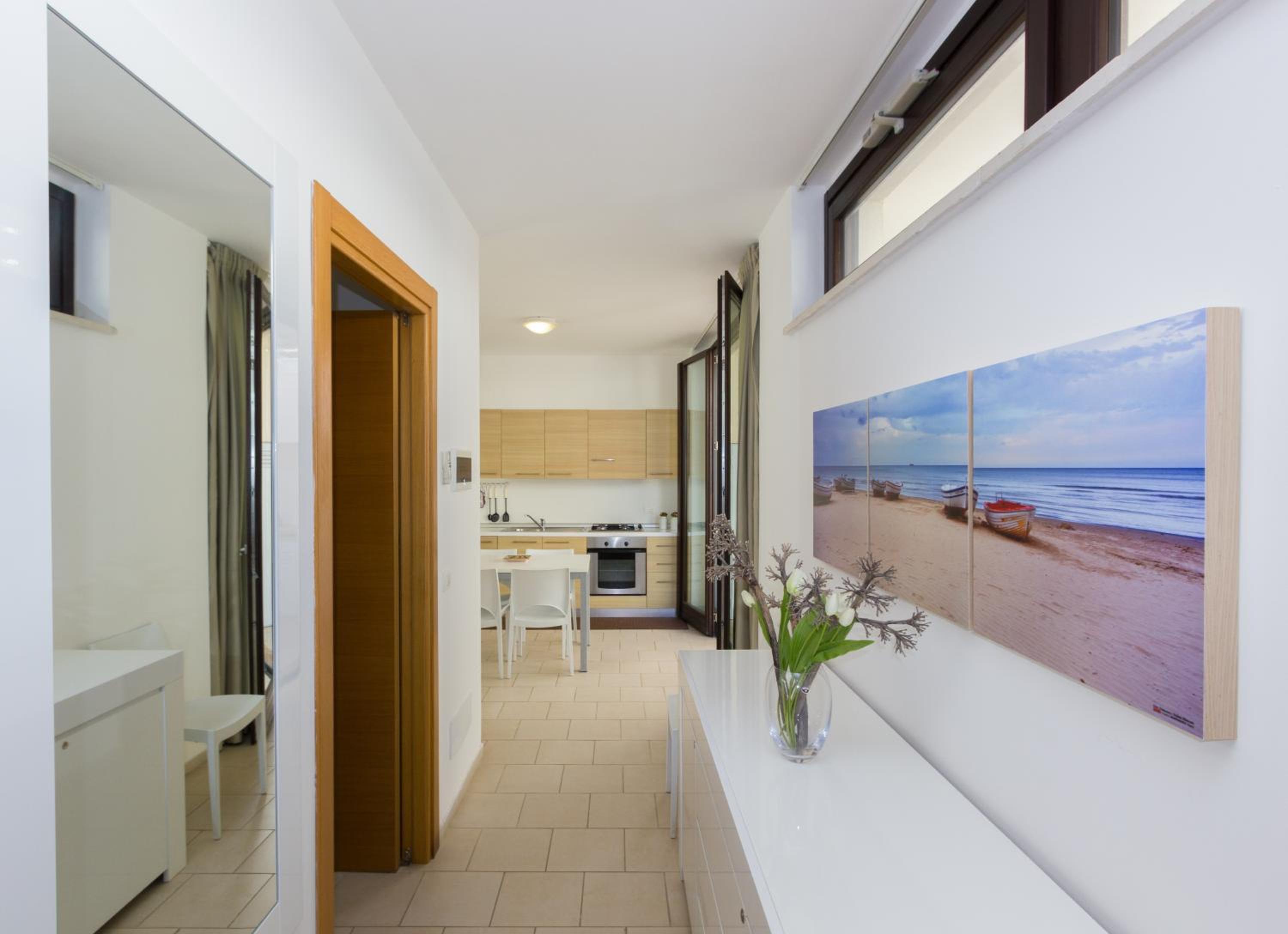 Two-Bedroom Apartment (5 Adults) photo 3