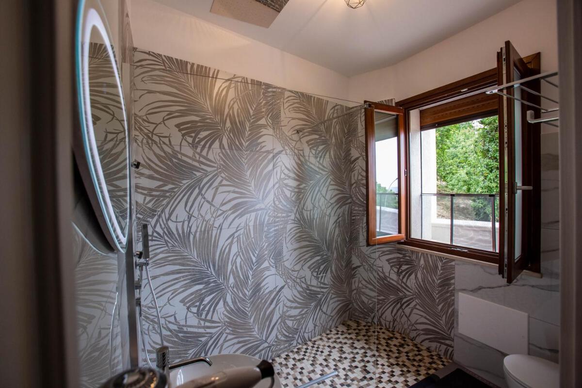 Large Double Room photo 2
