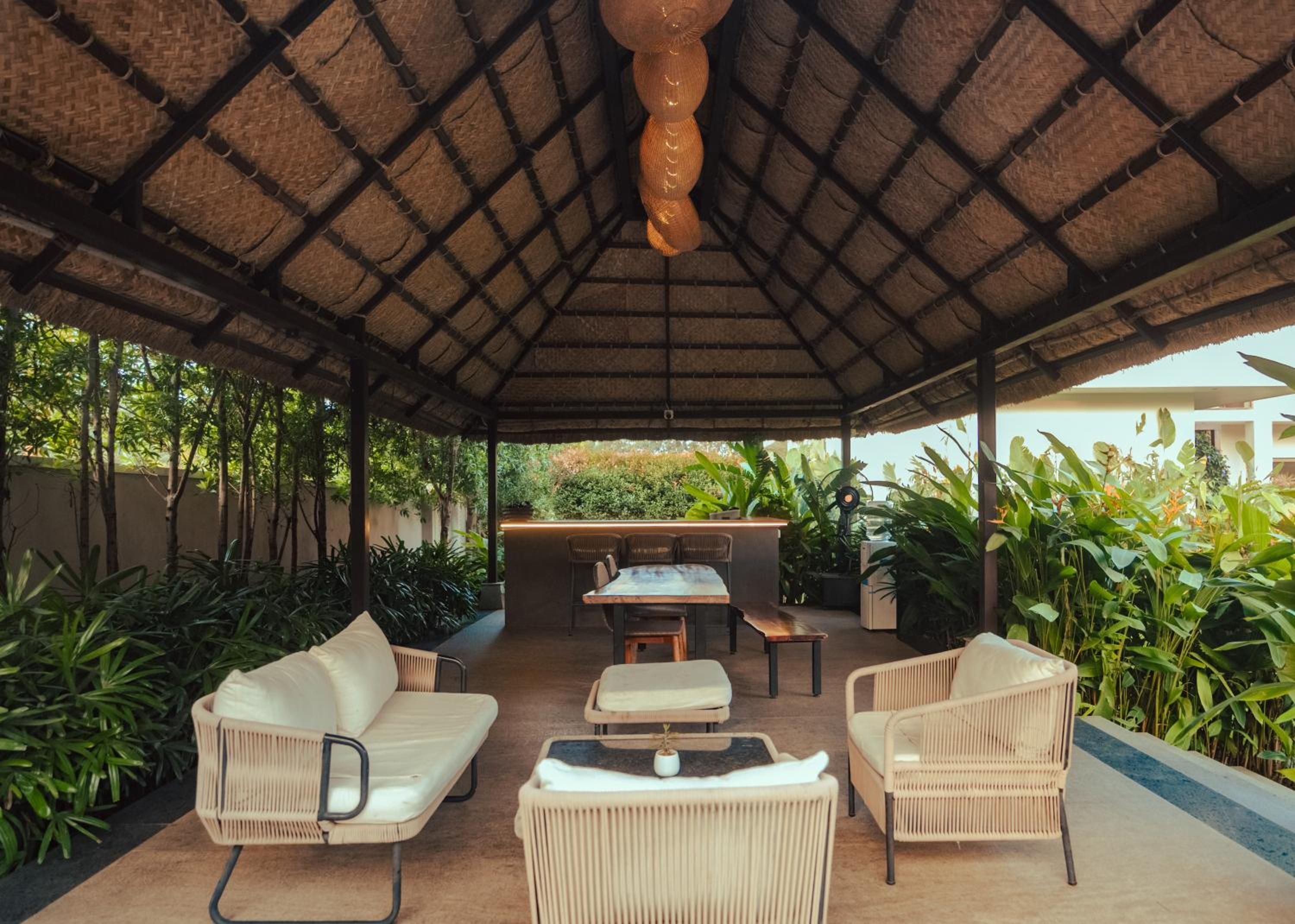 Villa with Private Pool - Photo 24