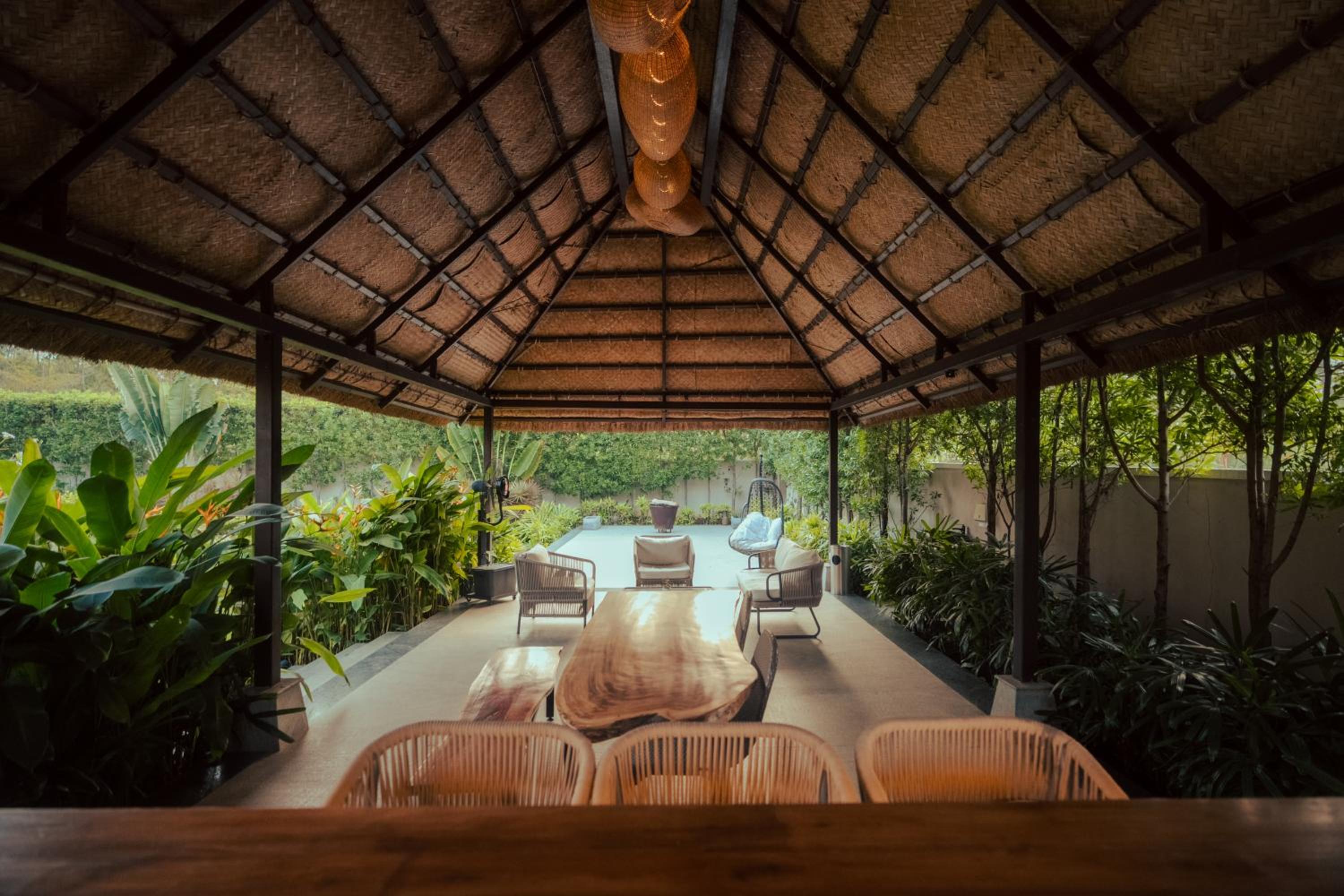 Villa with Private Pool - Photo 23