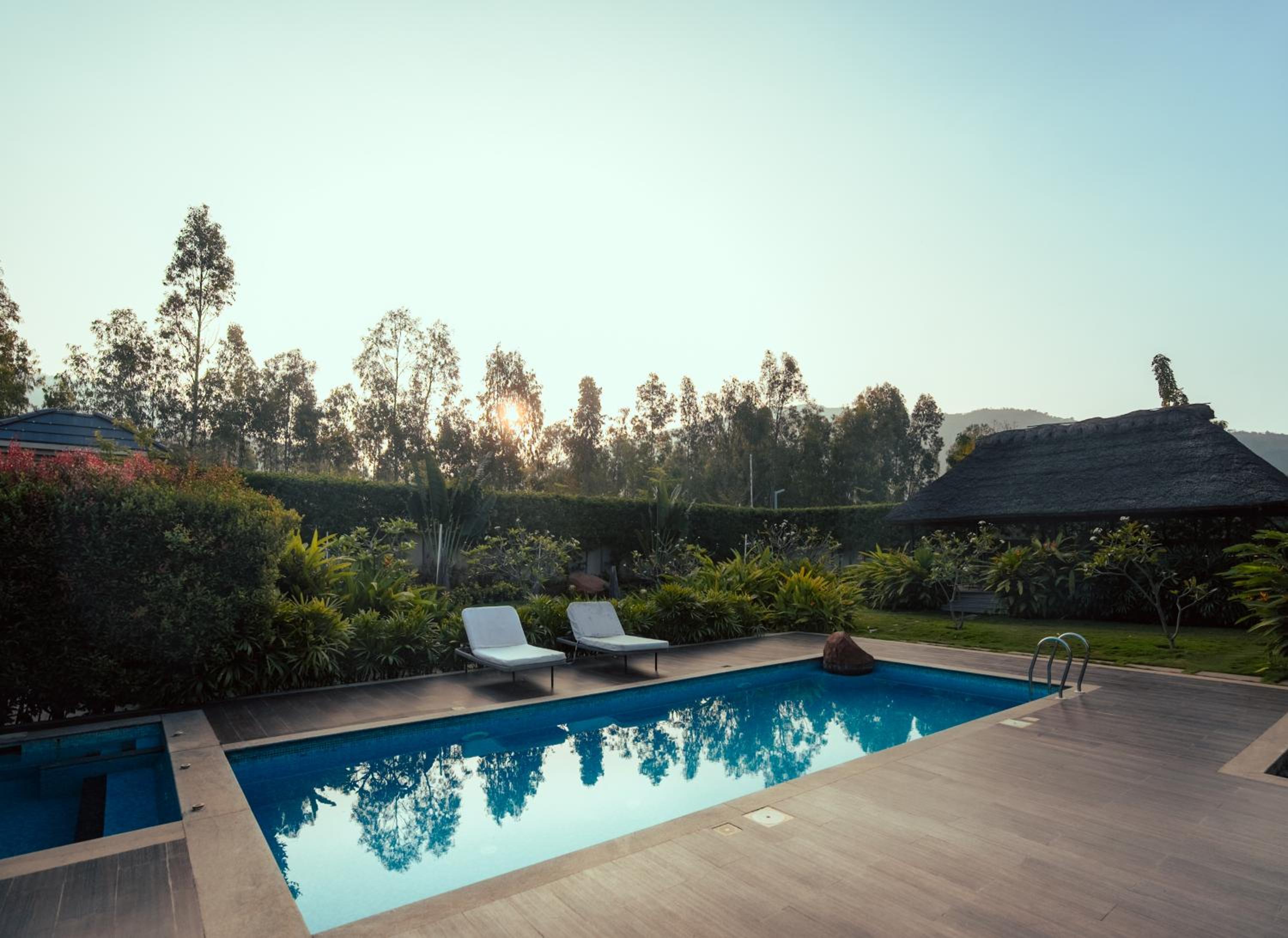 Villa with Private Pool - Photo 21