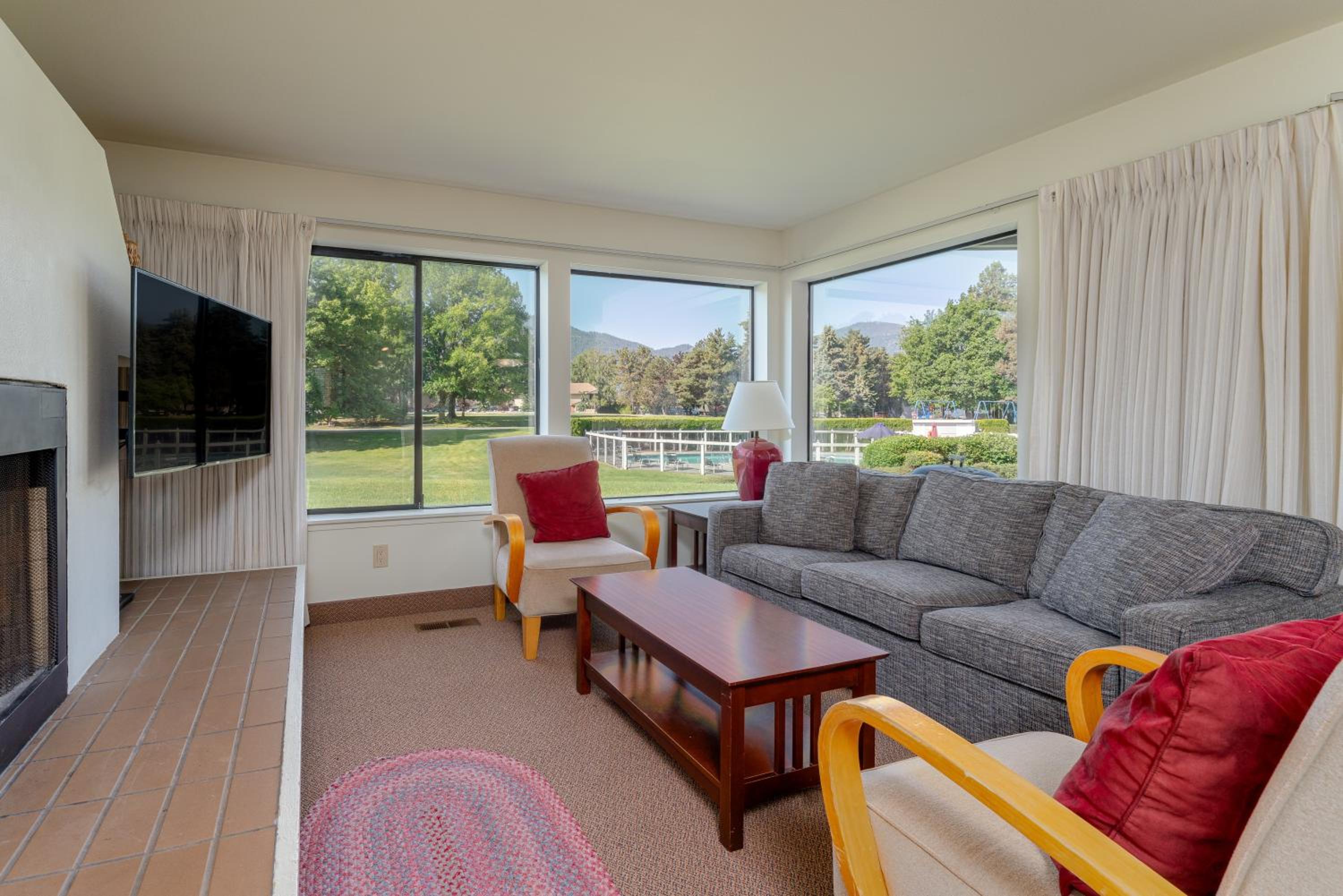 Two-Bedroom Apartment with Terrace