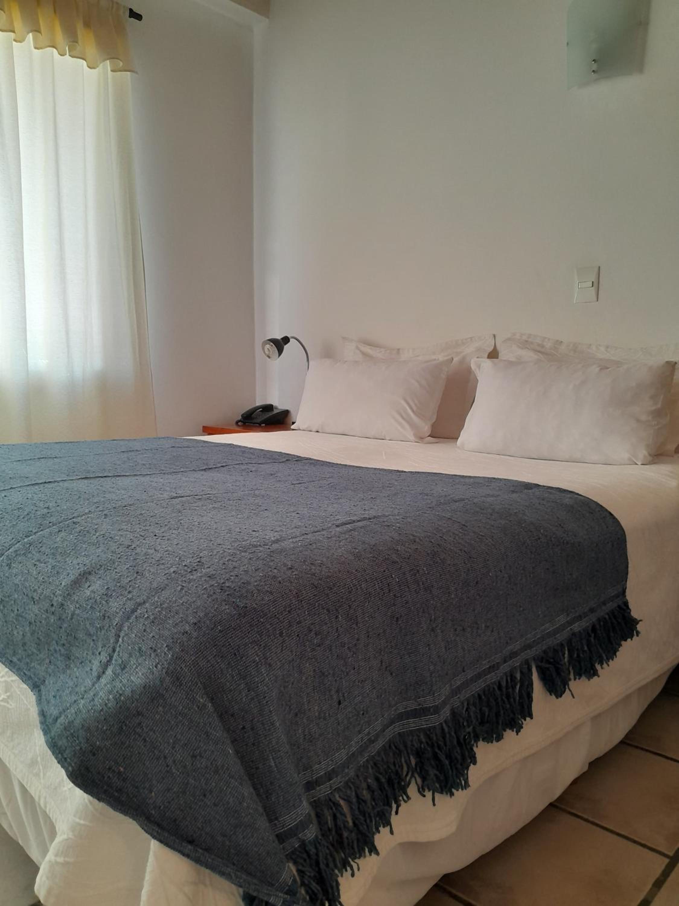 Single Room With Private Bathroom photo 3