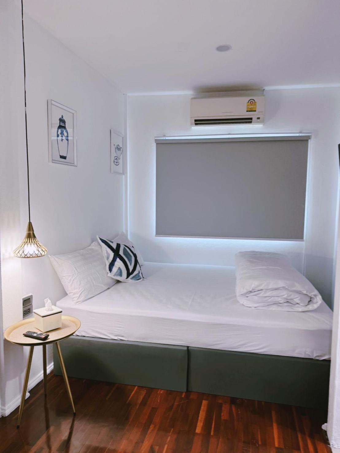 Standard Queen Room - Photo 9