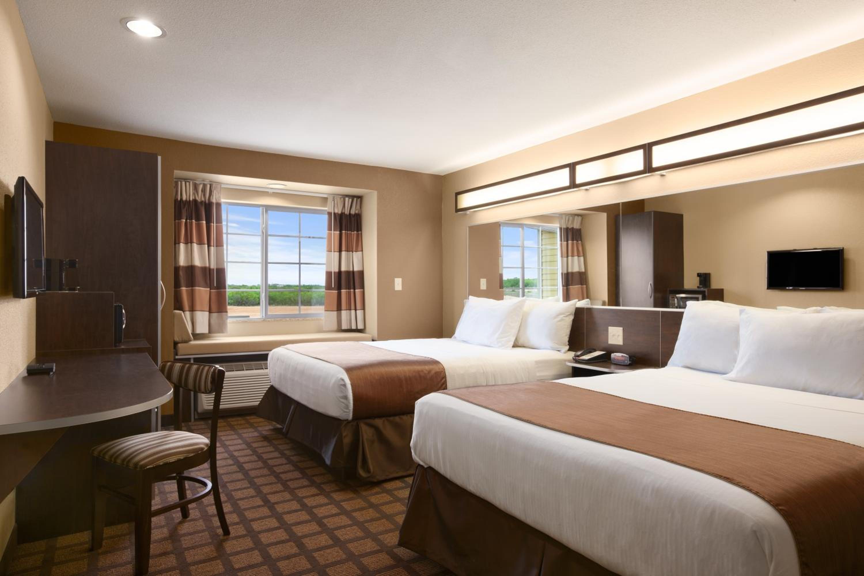 Queen Room with Two Queen Beds - Disability Access/Non-Smoking photo 1