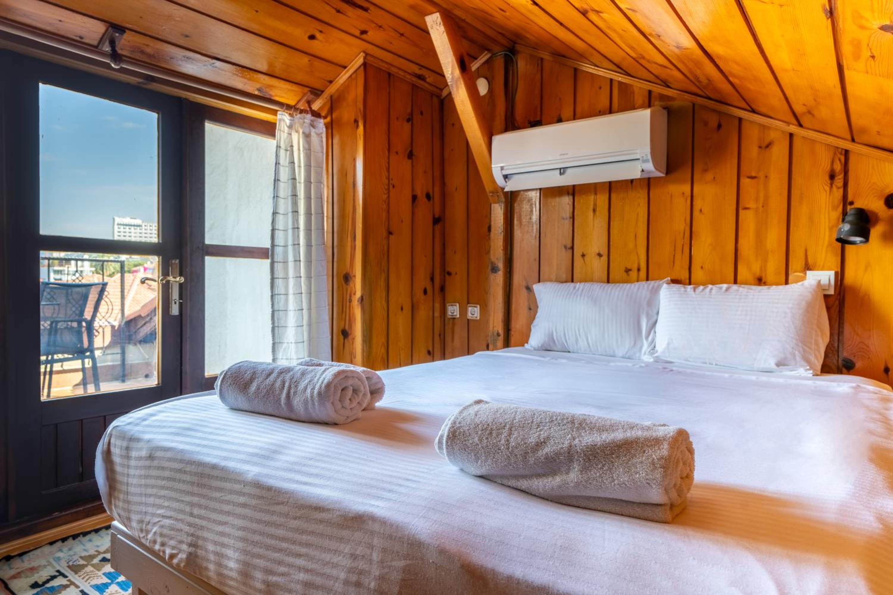 Quadruple Room with Balcony