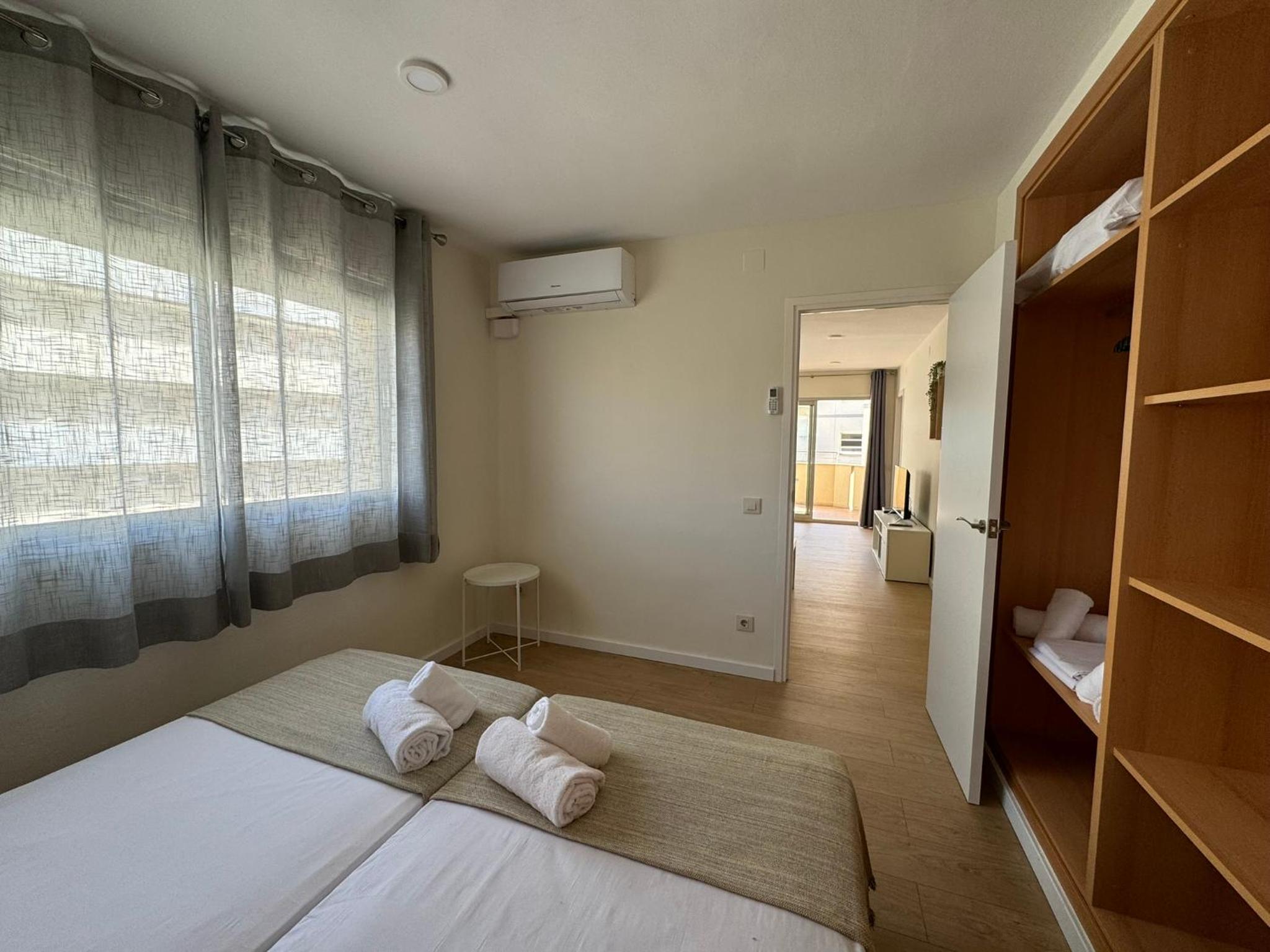 One-Bedroom Apartment with Terrace photo 2