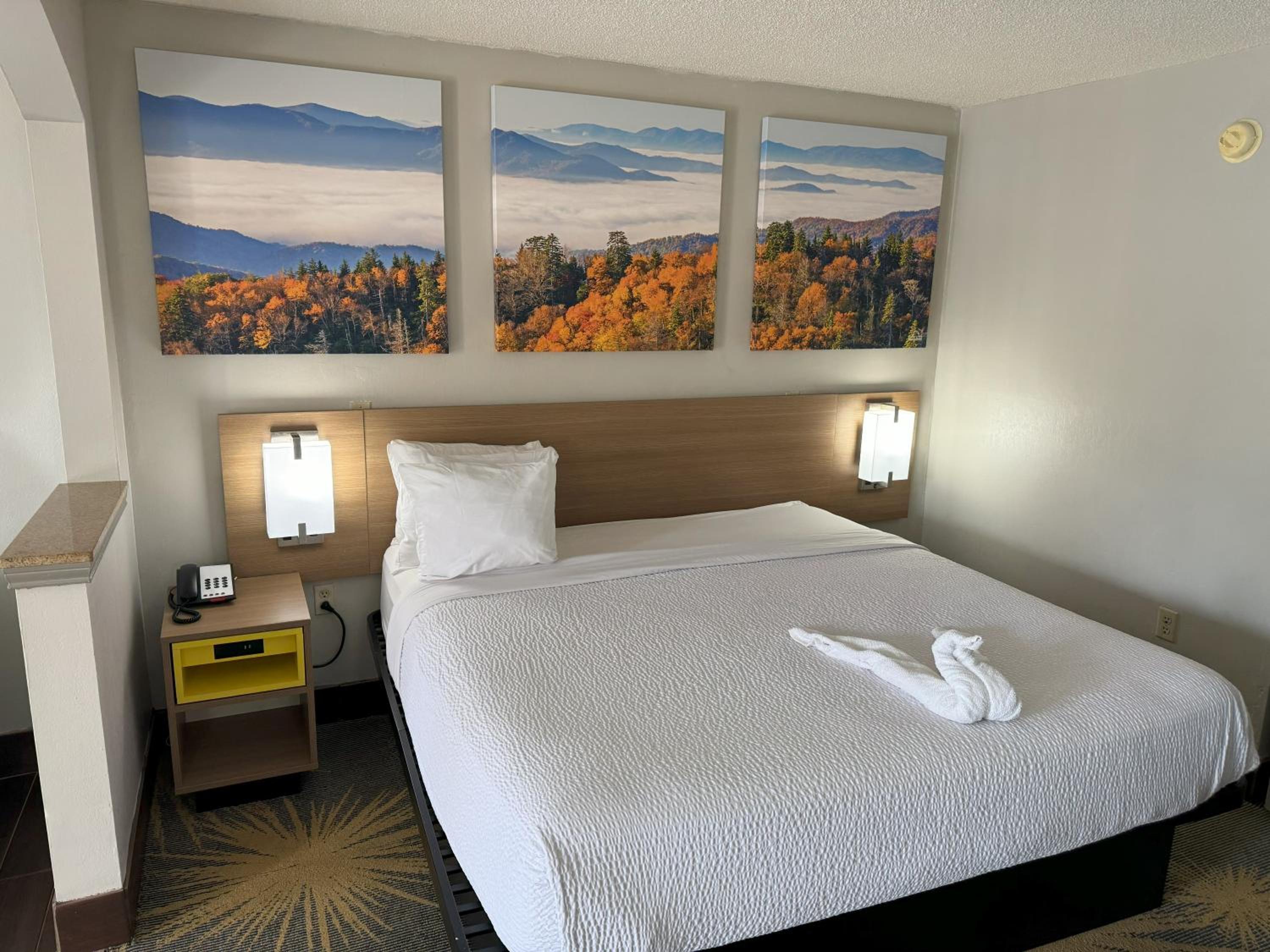 King Room - Disability Access/Non-Smoking - Photo 2