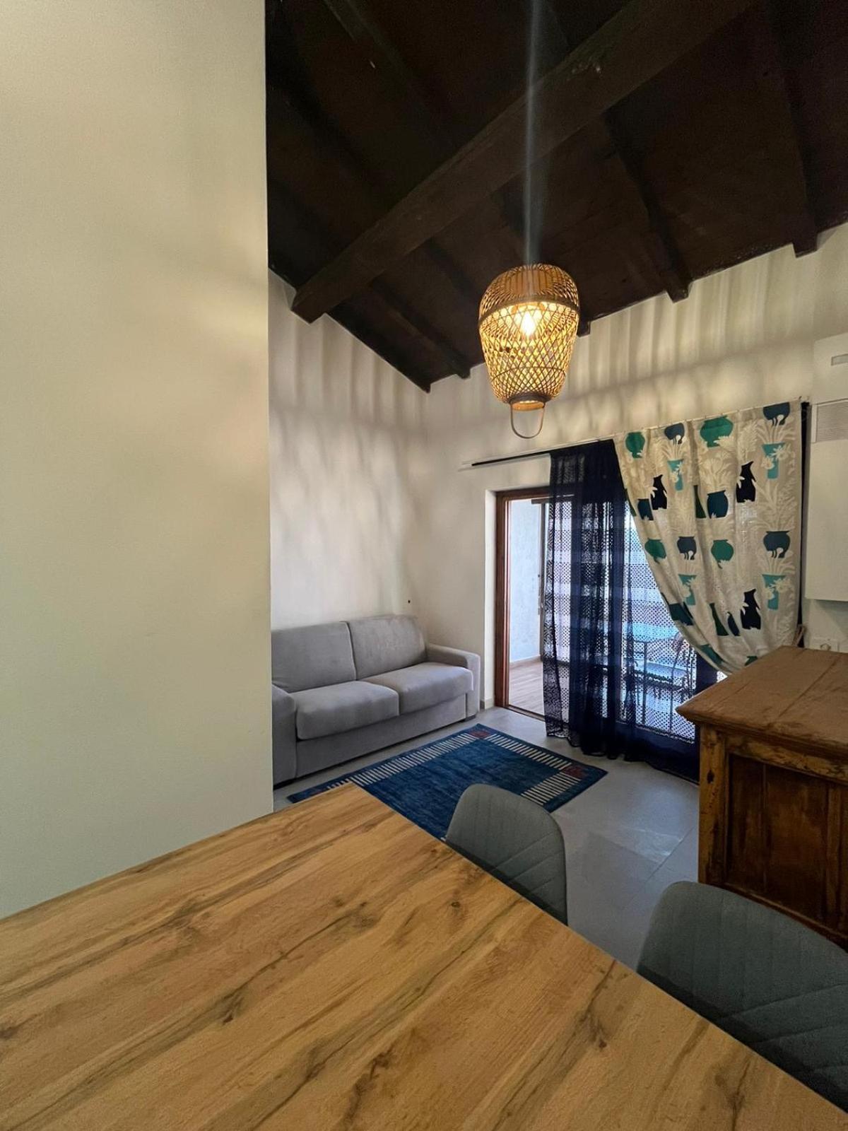 Studio Apartment photo 1
