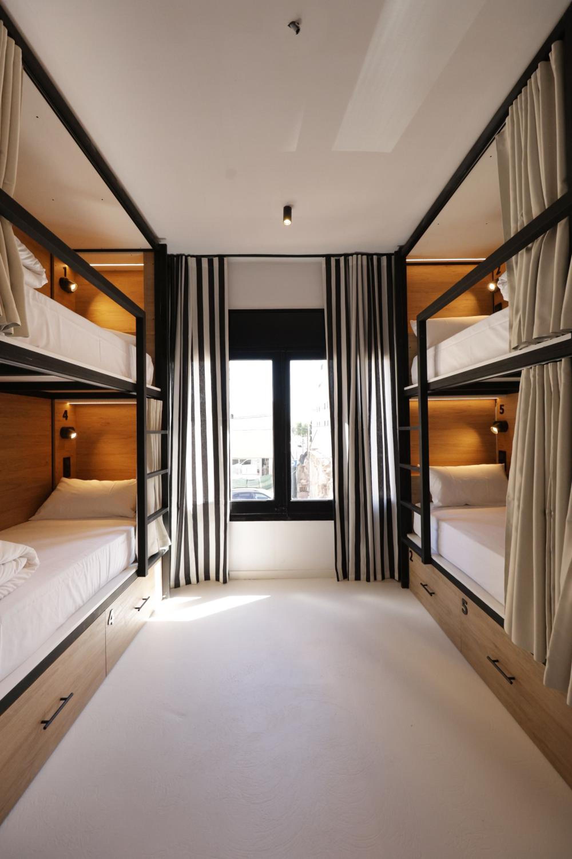 Bed in Room photo 3