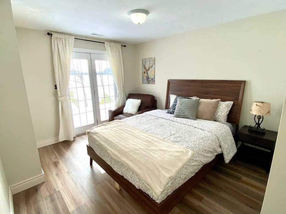 Four-Bedroom House photo 3