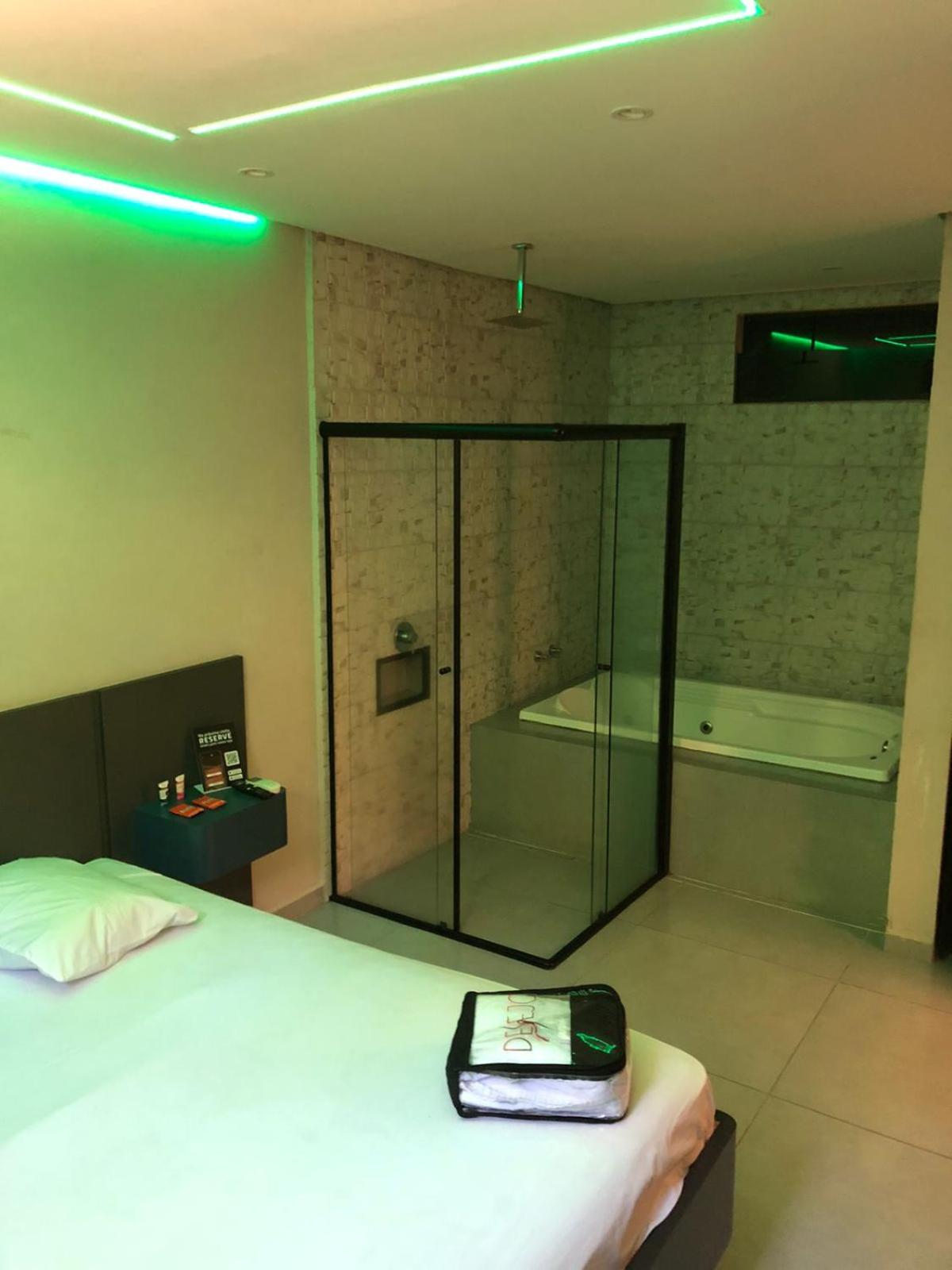 King Room with Spa Bath - Photo 1