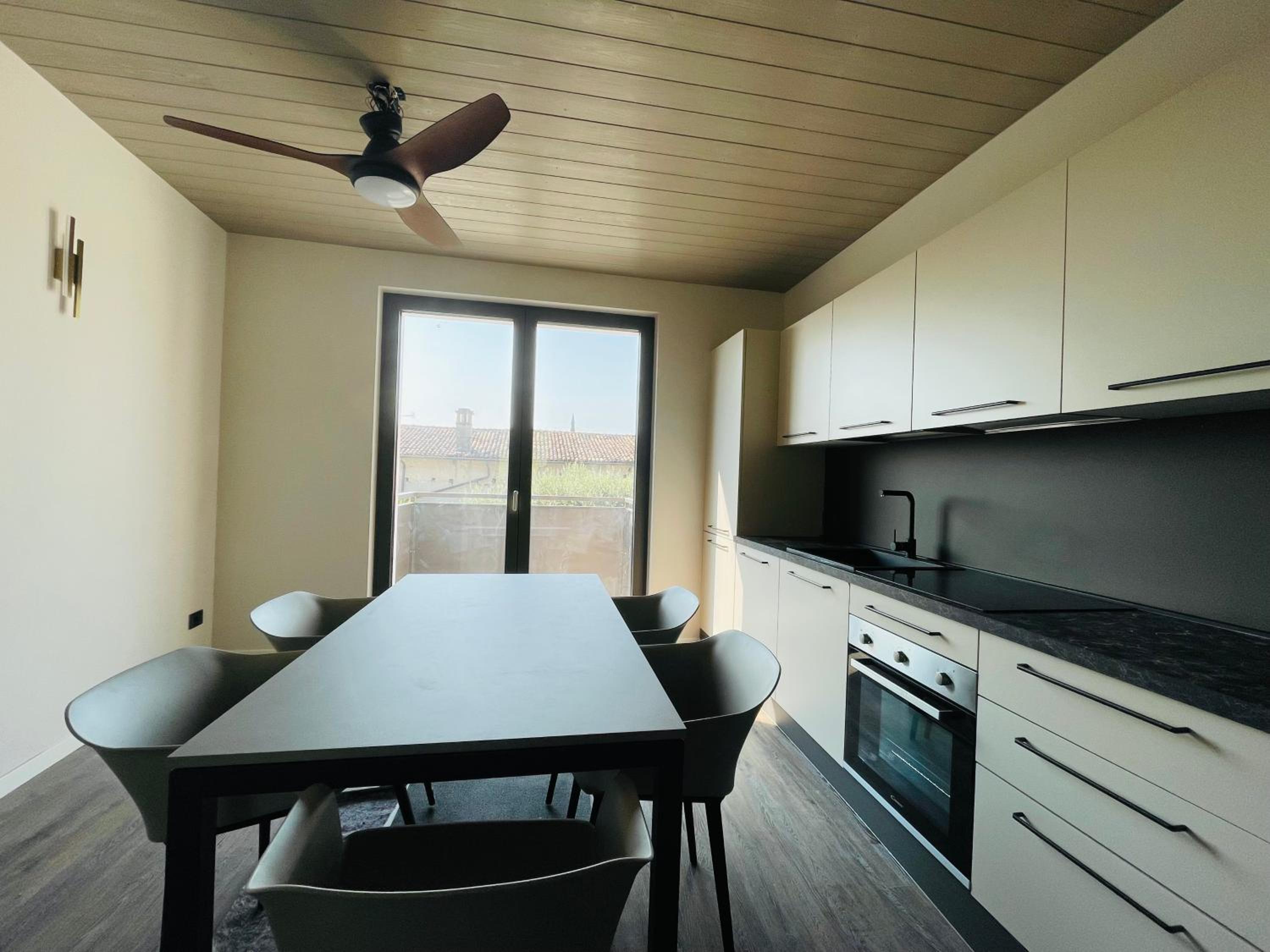 Two-Bedroom House - Photo 5