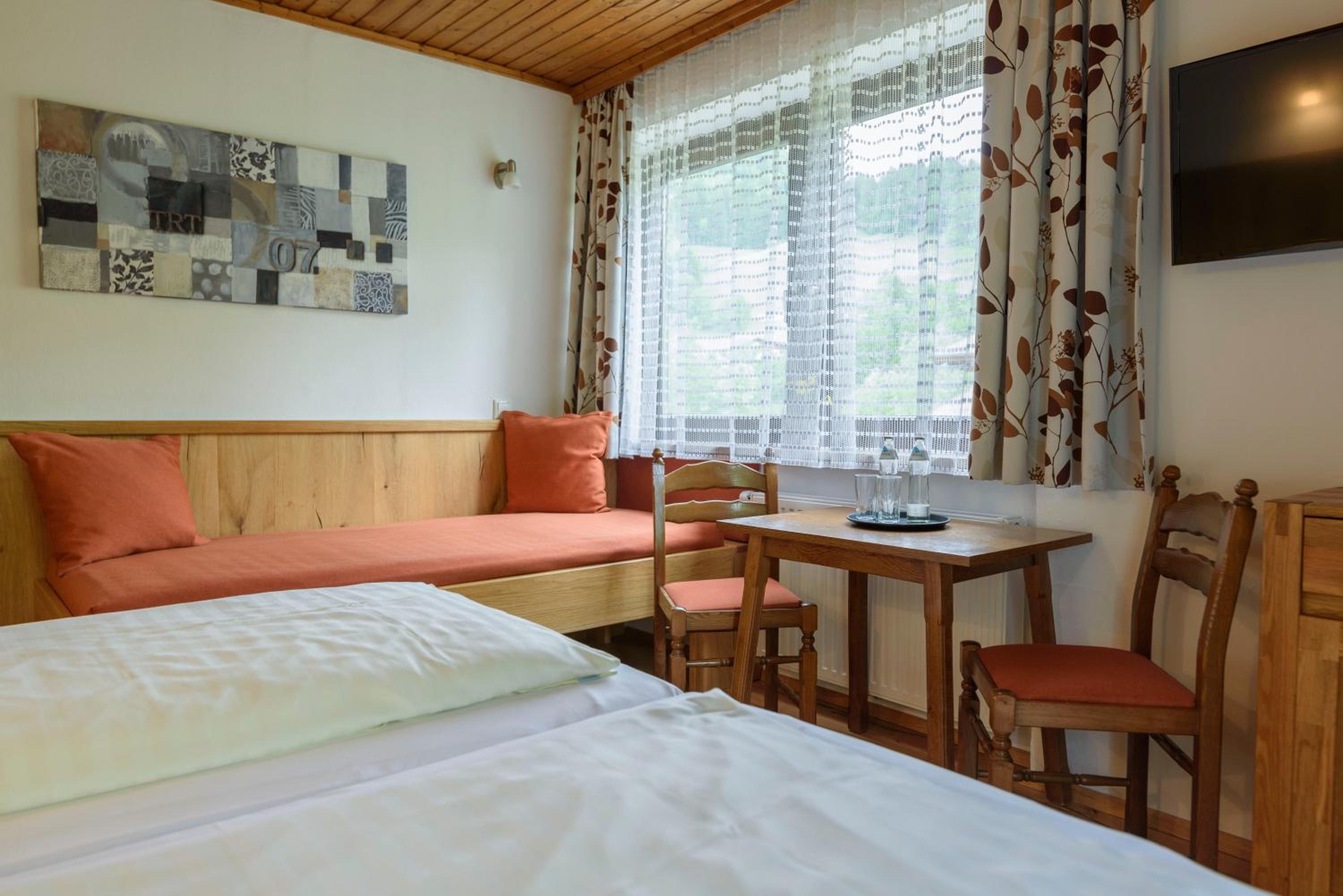 Budget Triple Room photo 1