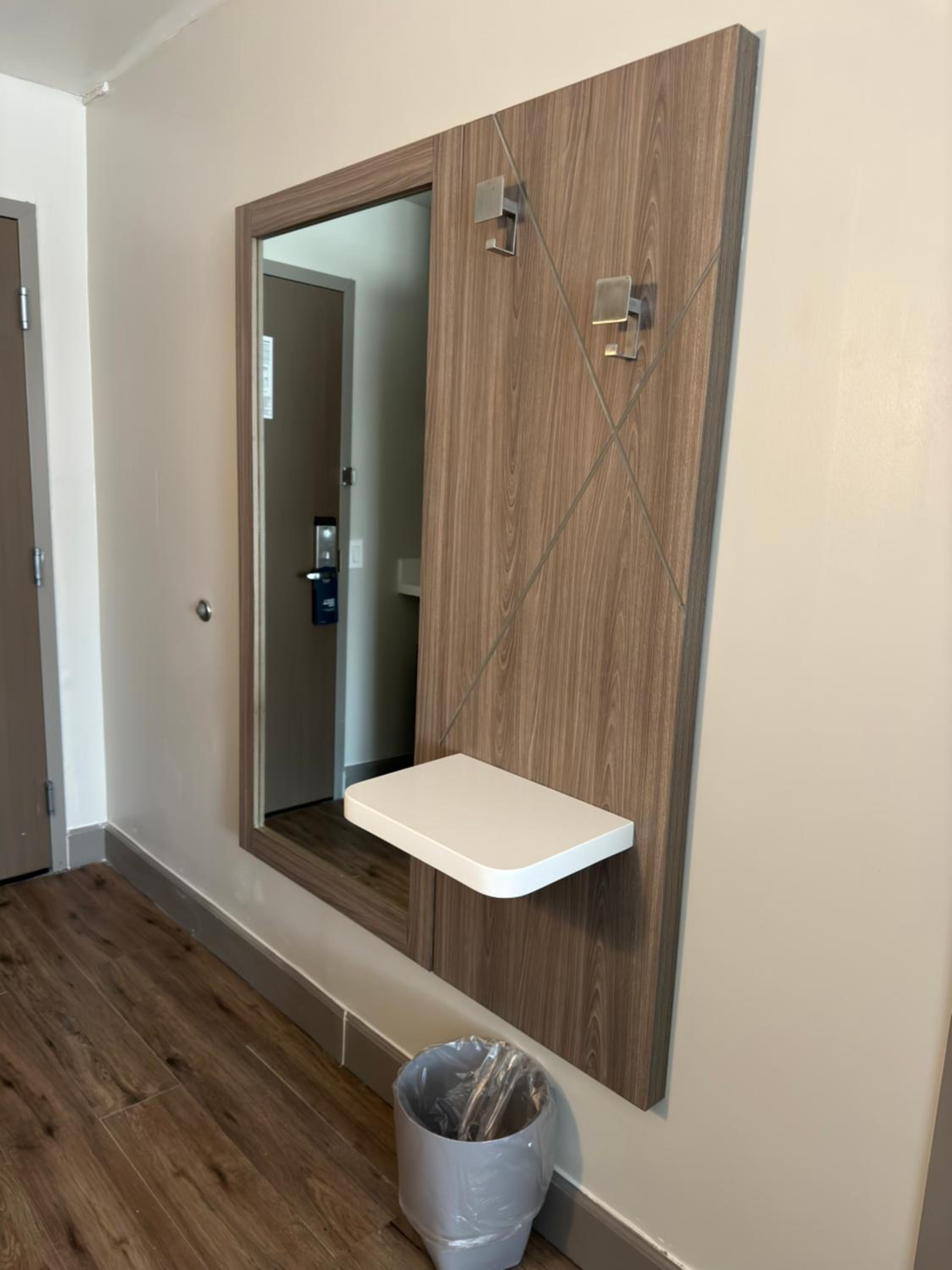 Standard King Room photo 2