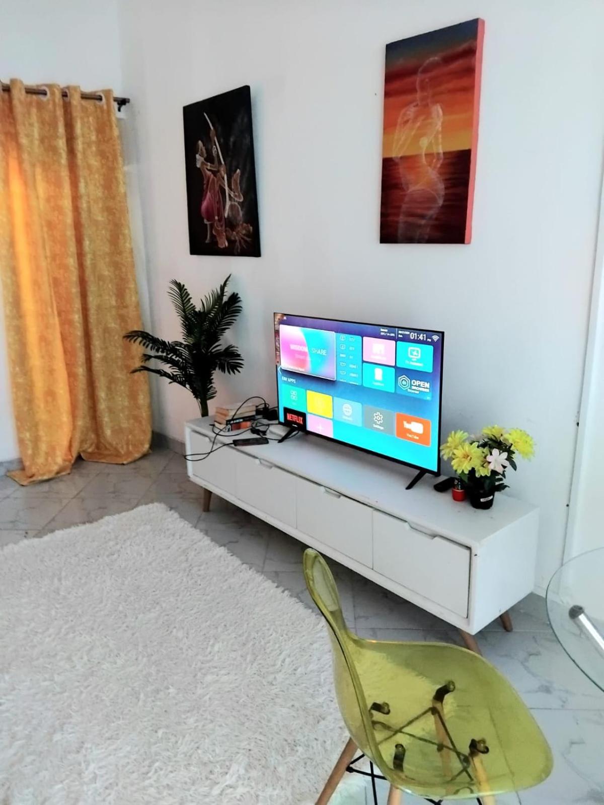 Apartment photo 1