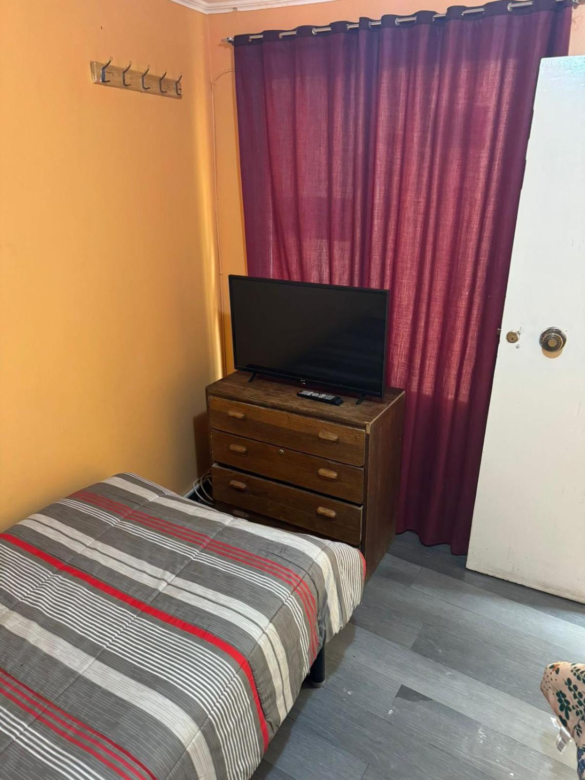 Double Room With Shared Bathroom photo 3