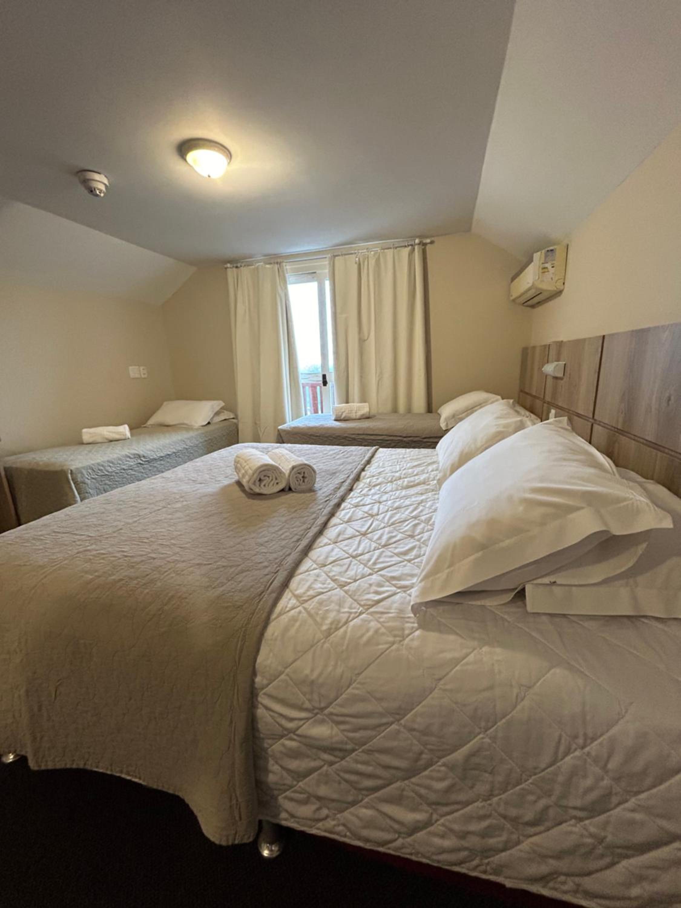 Quadruple Room with Balcony photo 2