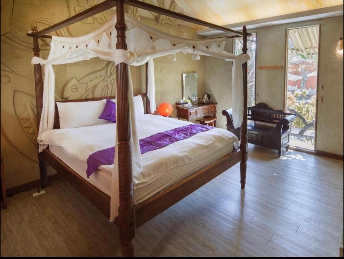 Deluxe Double Room with Garden View and Bathtub