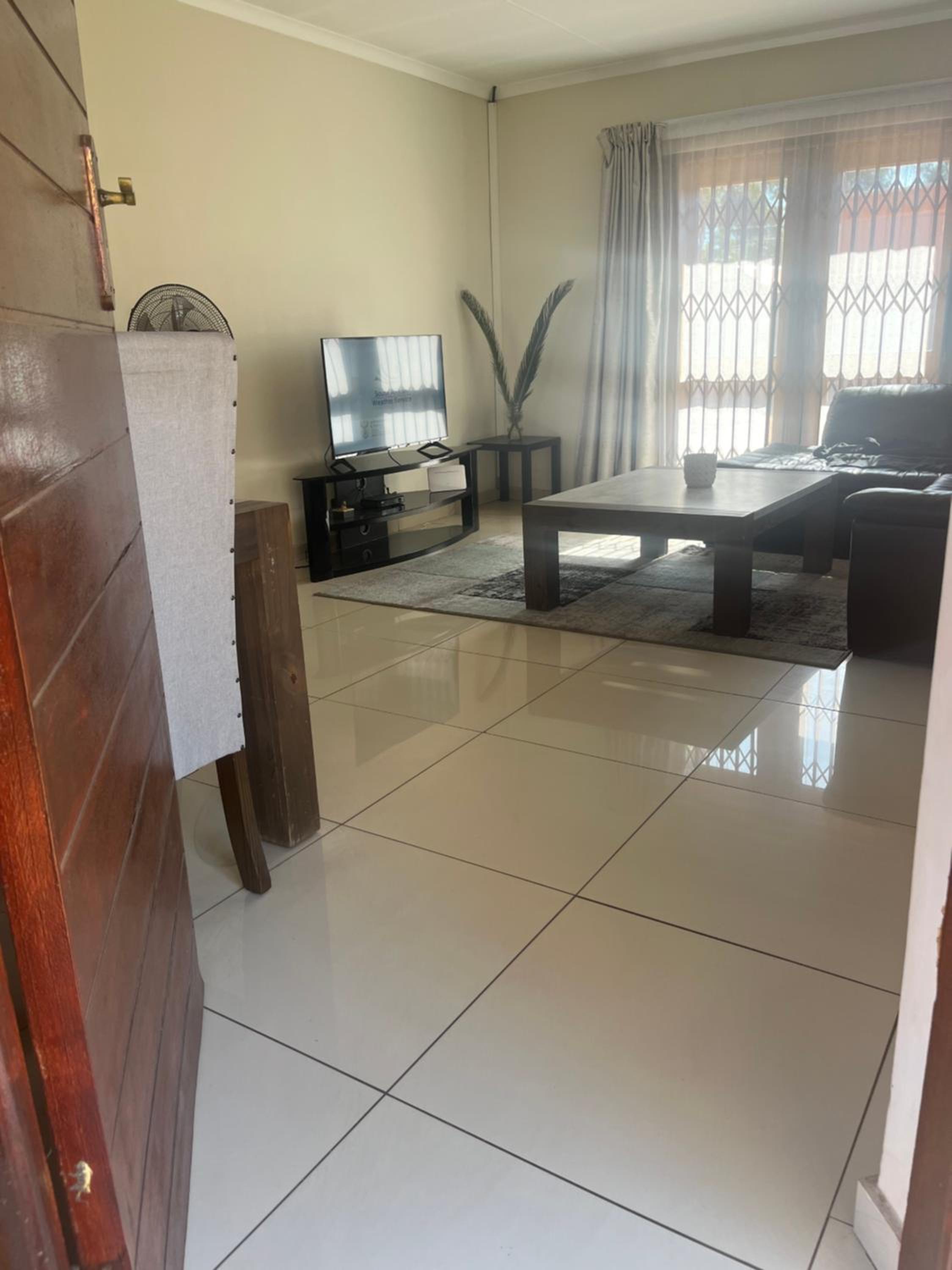 Three-Bedroom House photo 2