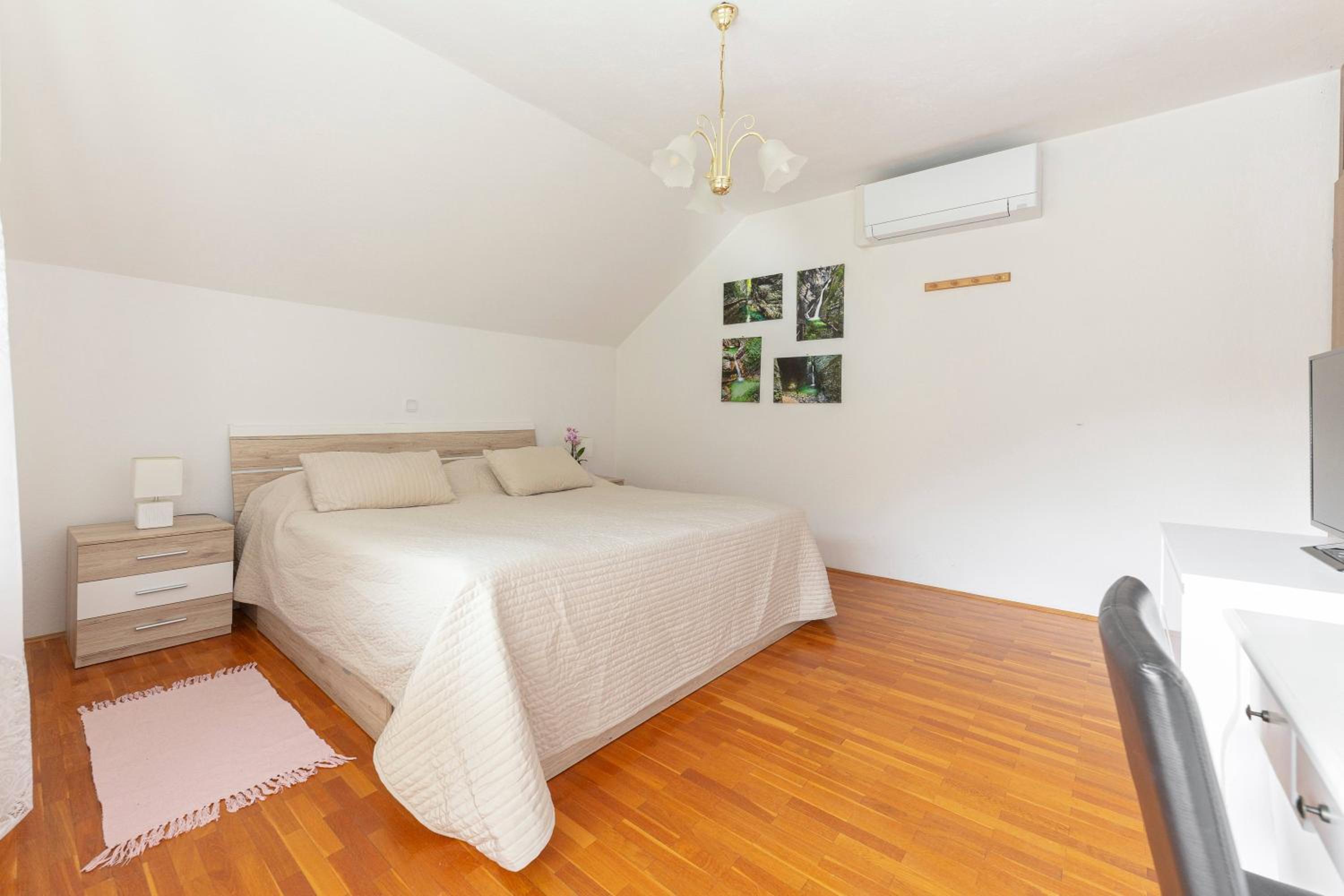 Superior Two-Bedroom Apartment with Balcony - Photo 25