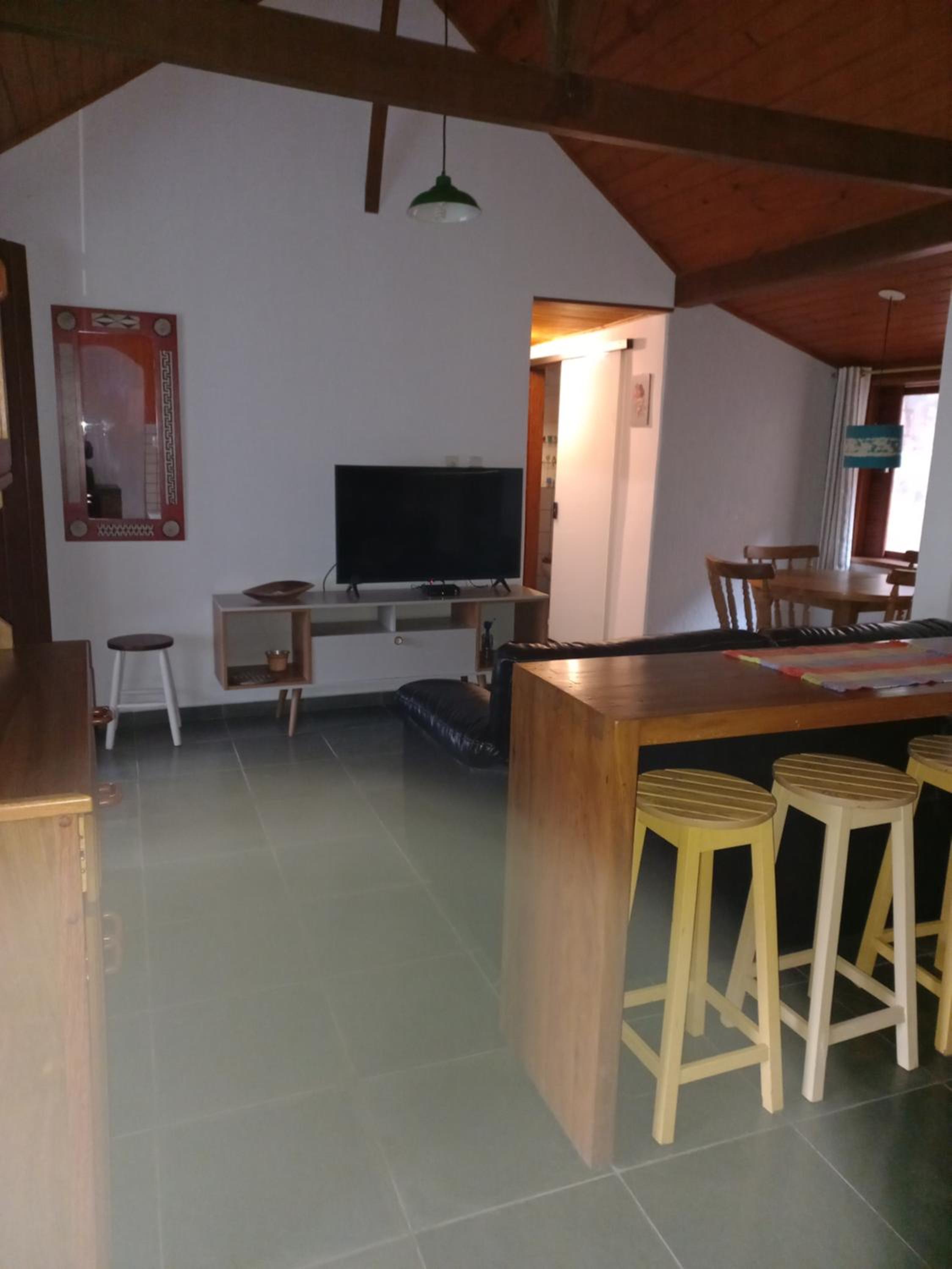 One-Bedroom House photo 1