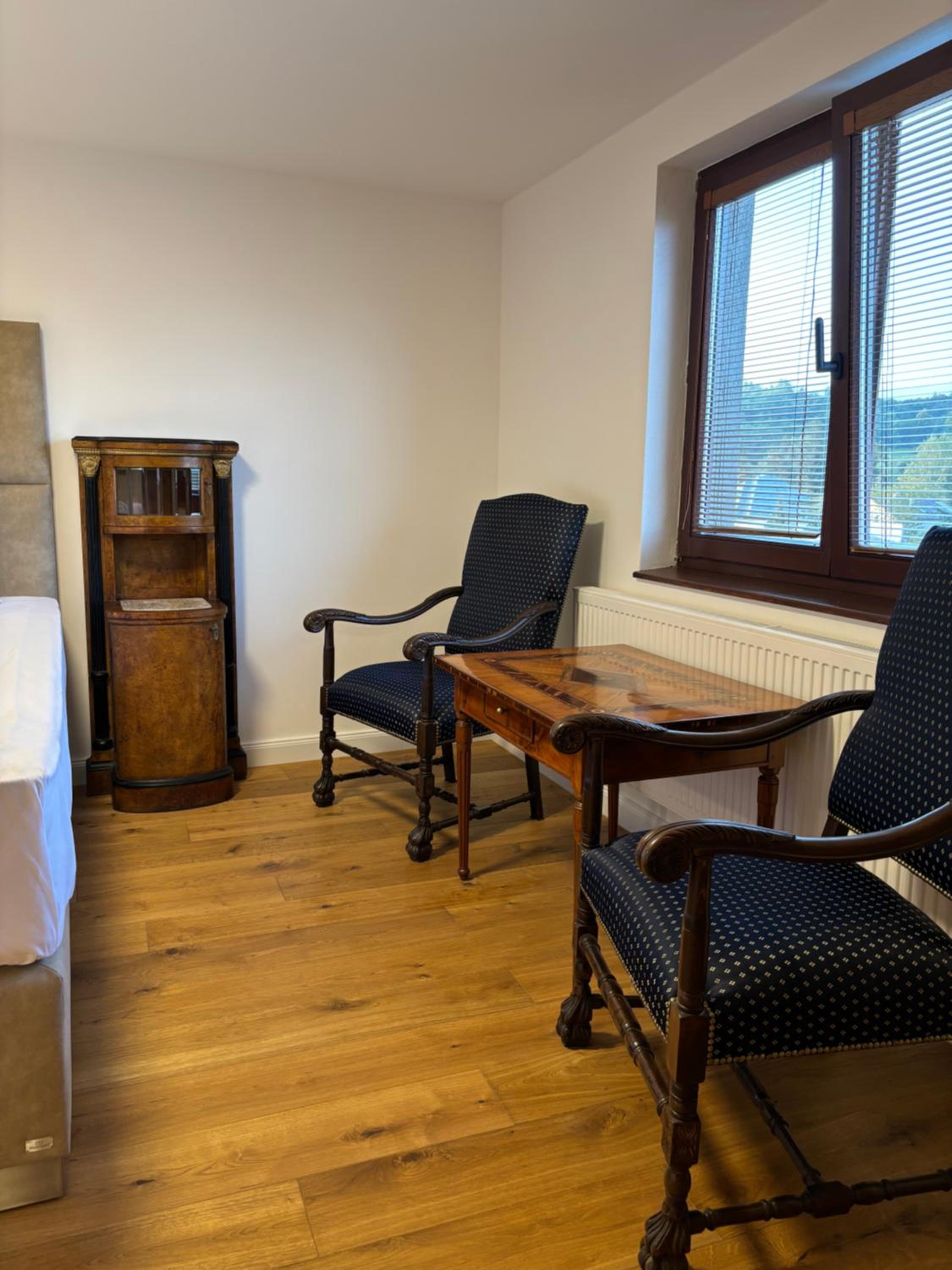 Three-Bedroom Premium Apartment with Balcony photo 2