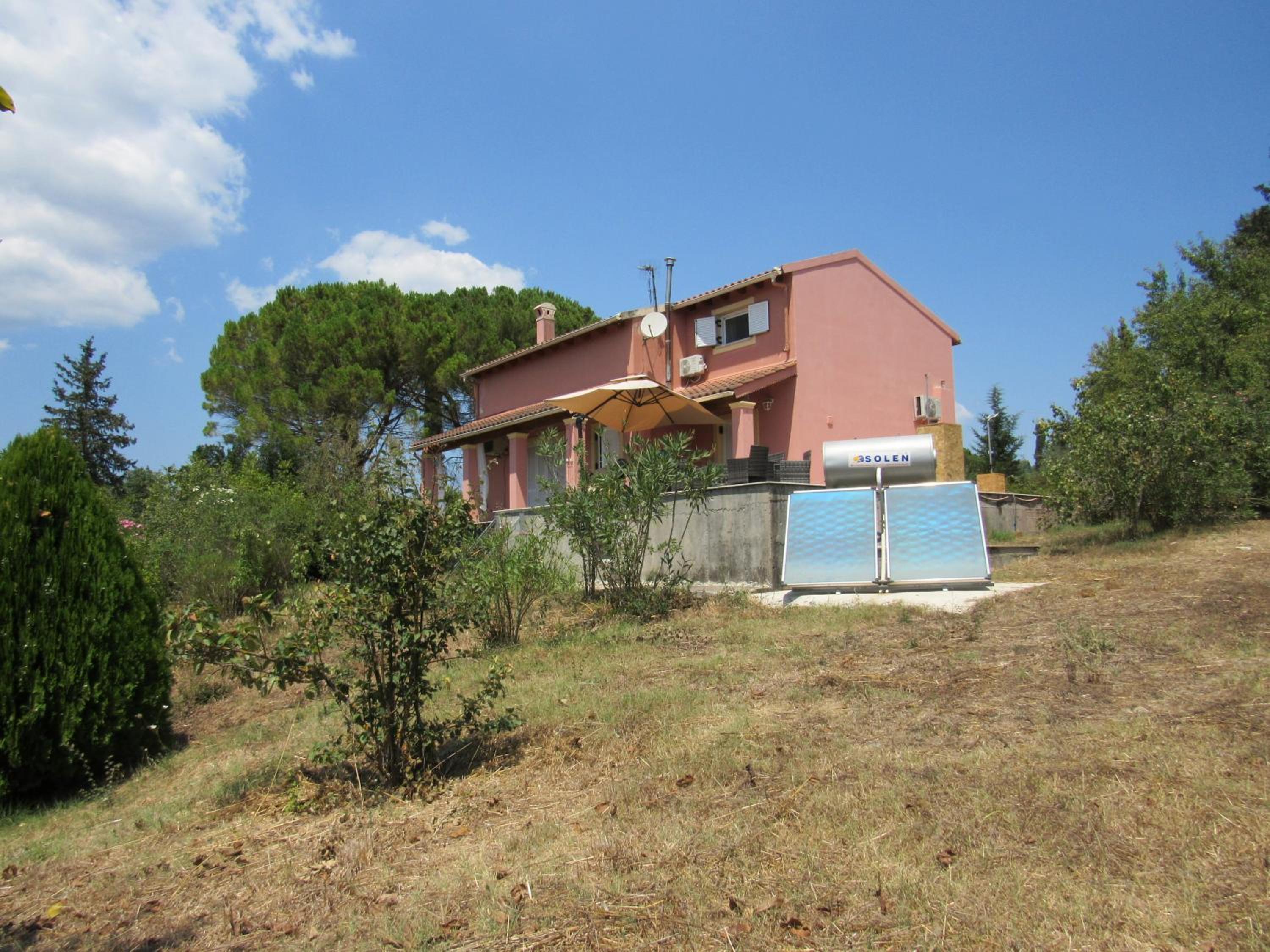 Three-Bedroom House photo 2