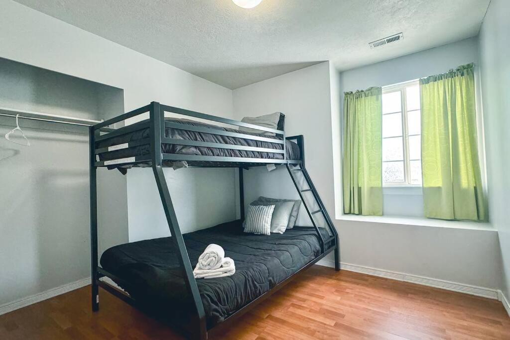Apartment photo 1