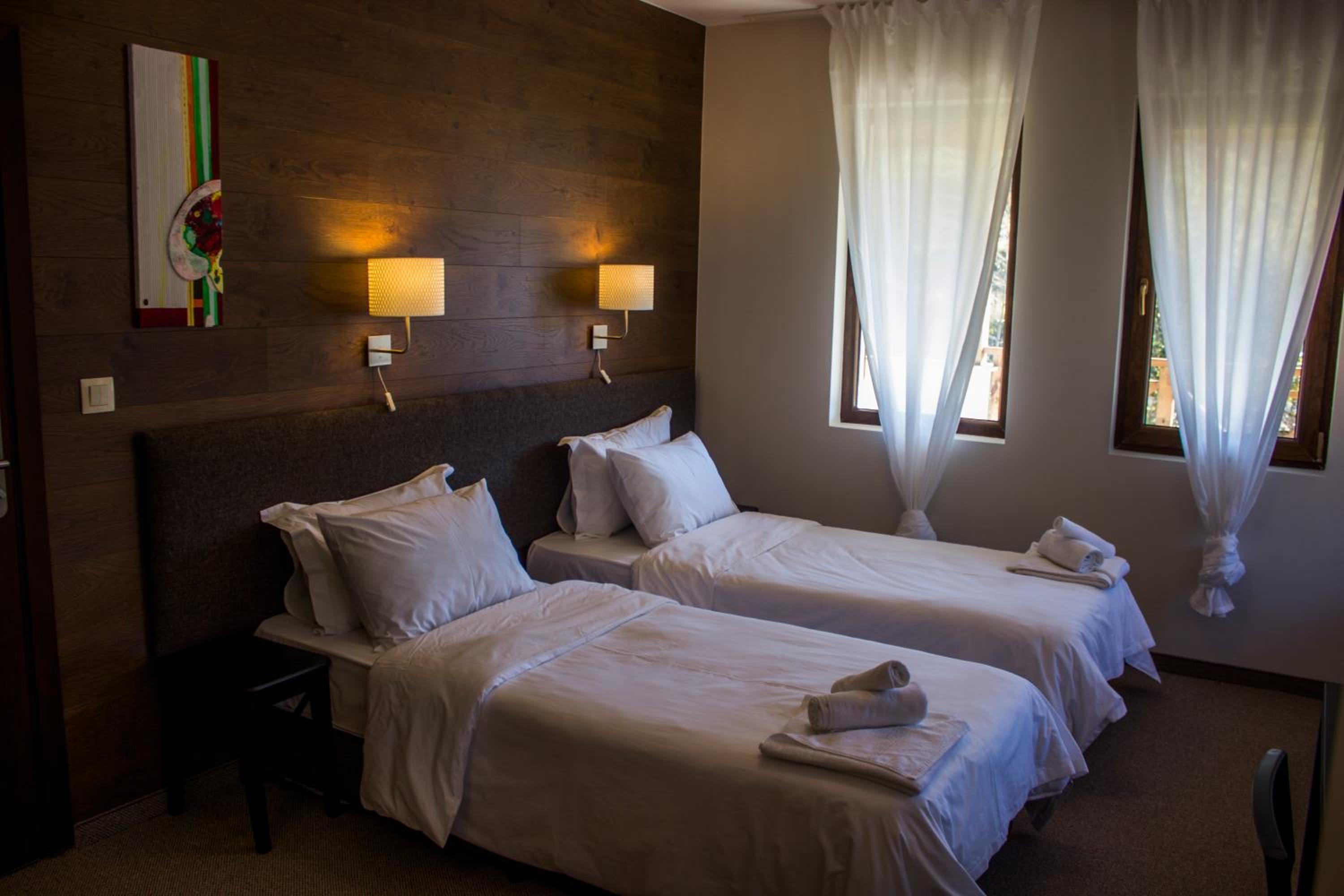 Standard Double or Twin Room photo 1