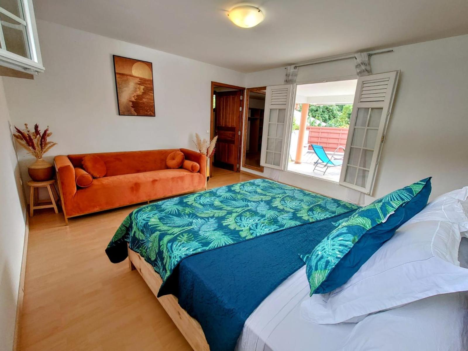 Villa photo 3